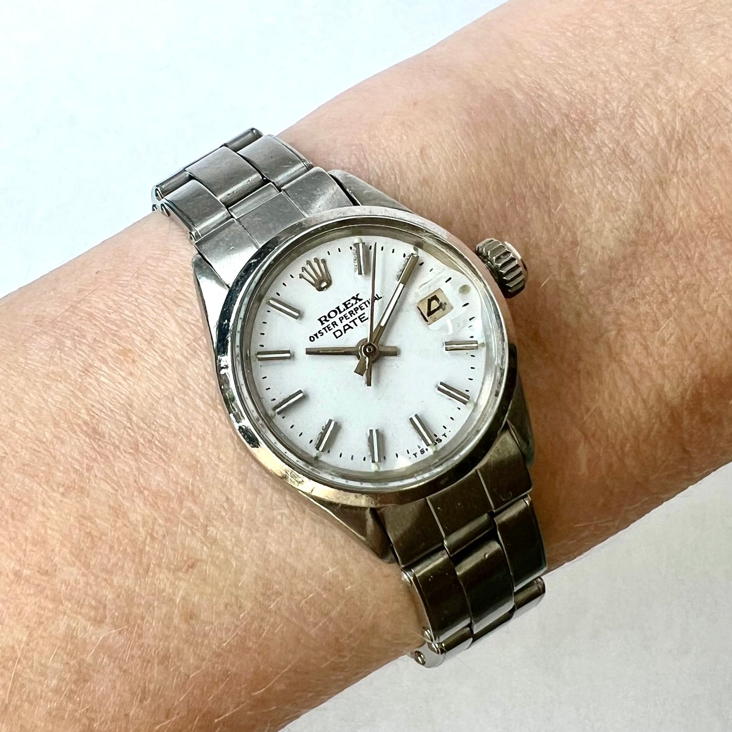 ROLEX Oyster Perpetual DATE Automatic 26mm Steel Watch