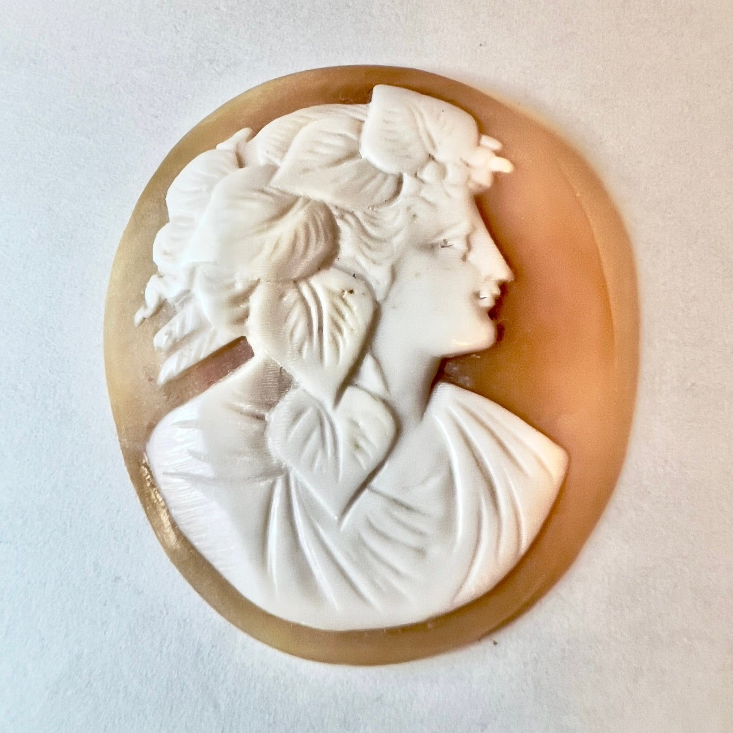 Vintage Hand-Carved Shell Cameo 39.95x32.40mm