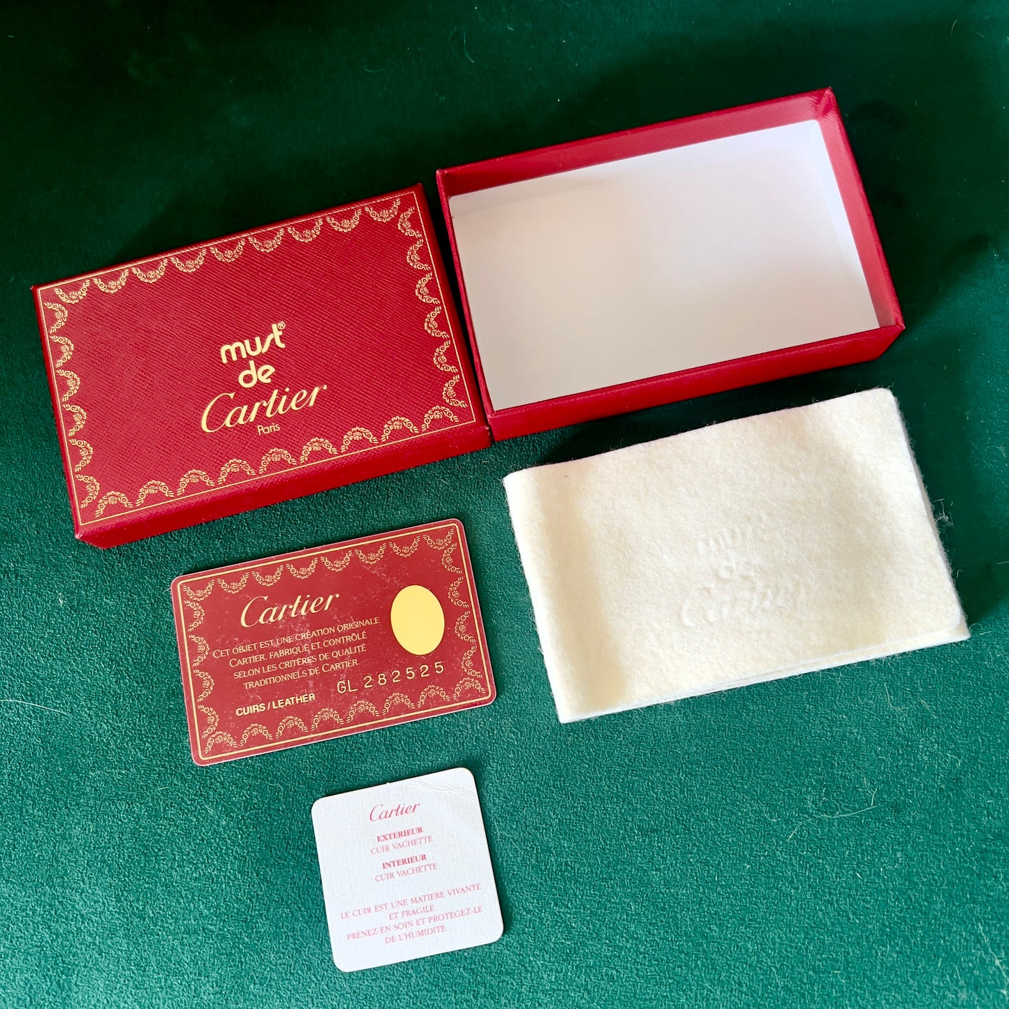 CARTIER Leather Goods Box 4.60x3.10x1.10 inches + Wrapping Cloth + Certificate + Card