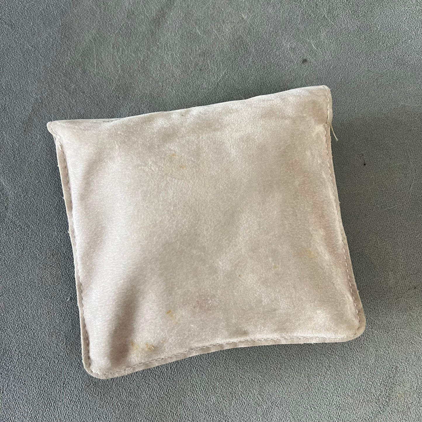 VAN CLEEF @ ARPELS Gray Velvet Pouch with Pillow 5.5x5 inches