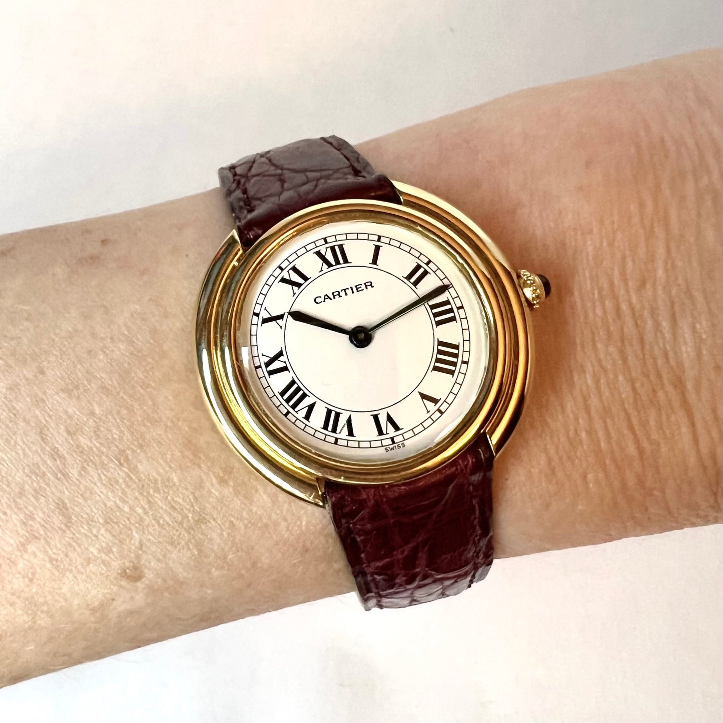 CARTIER ELLIPSE 33mm Manual Winding 18K Yellow Gold Watch