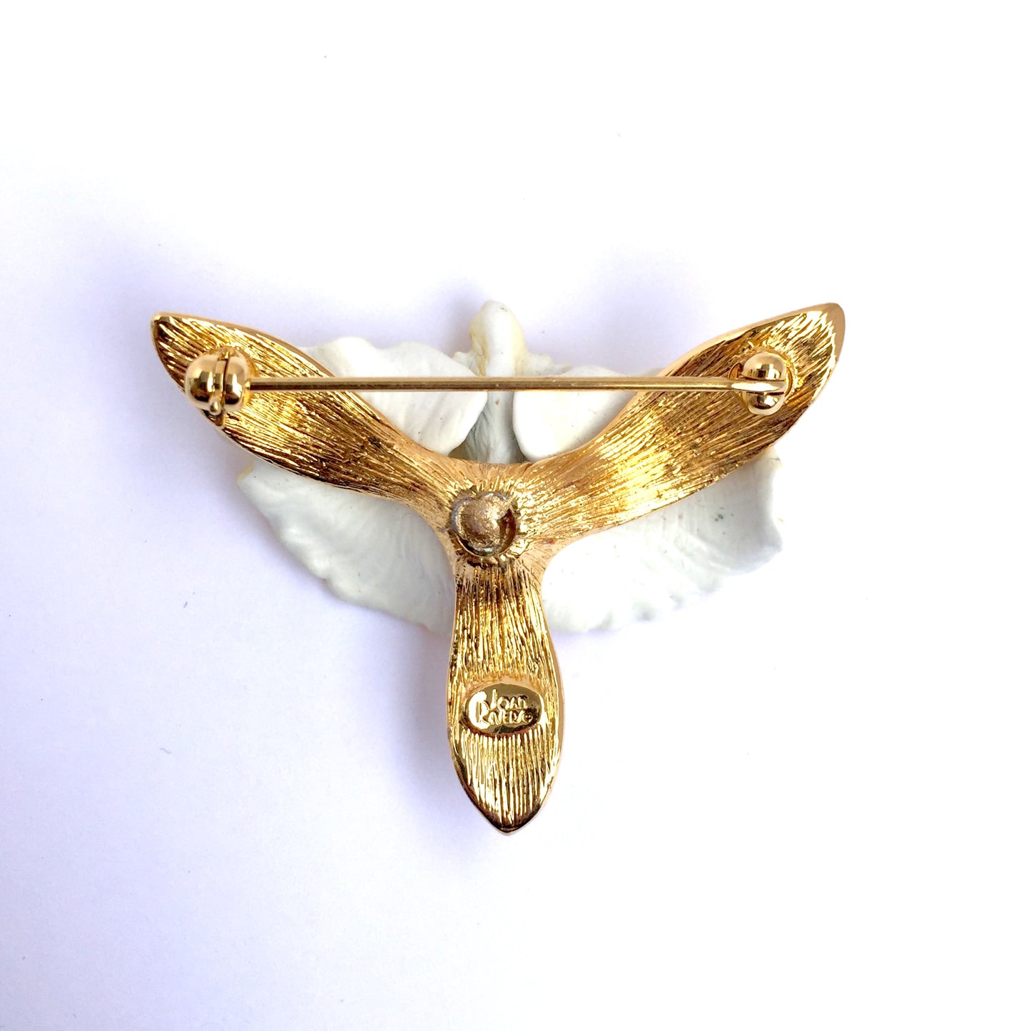 JOAN RIVERS Gold Tone Porcelain Orchard Brooch with Rhinestone