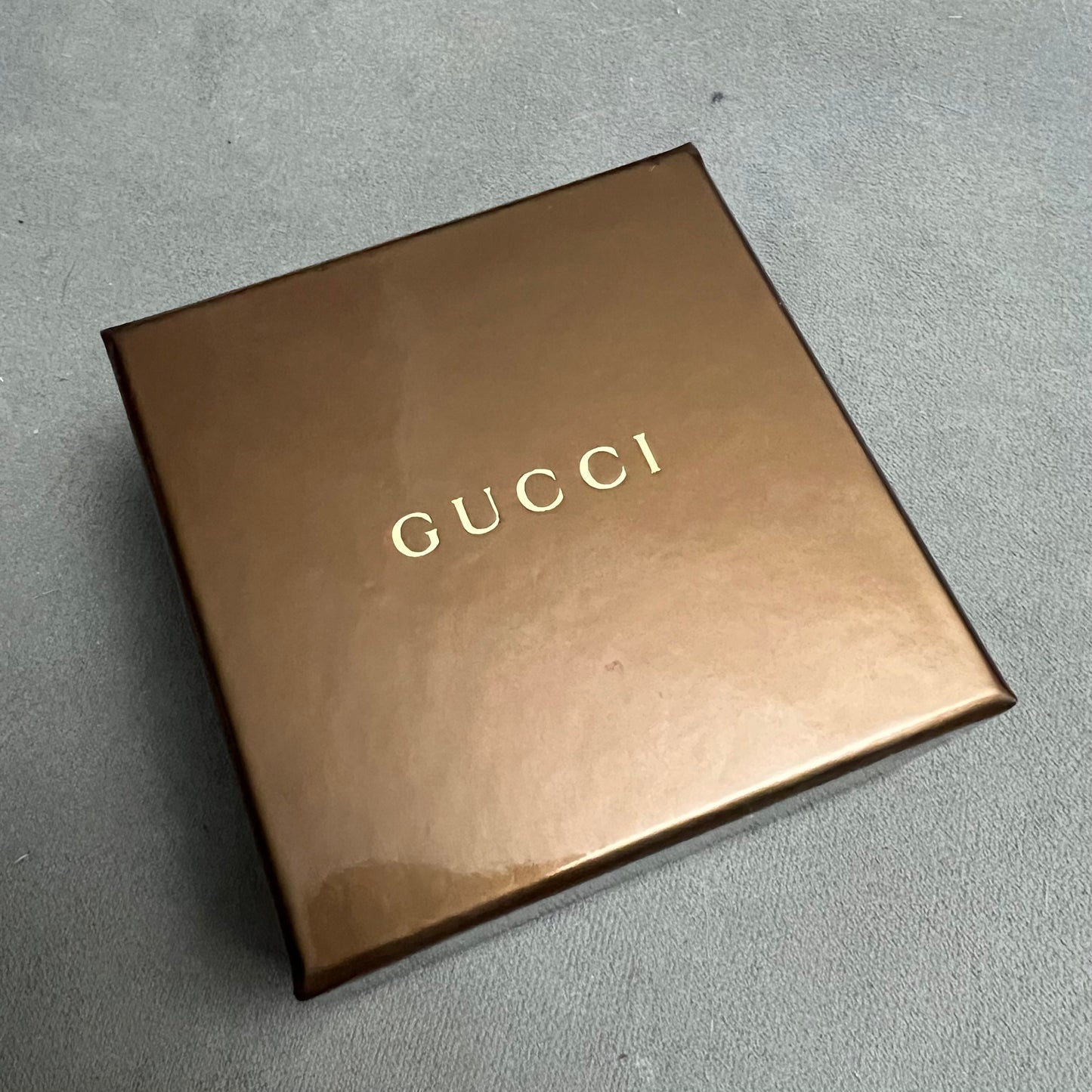 GUCCI Goods Box 3.40x3.40x1.5 inches