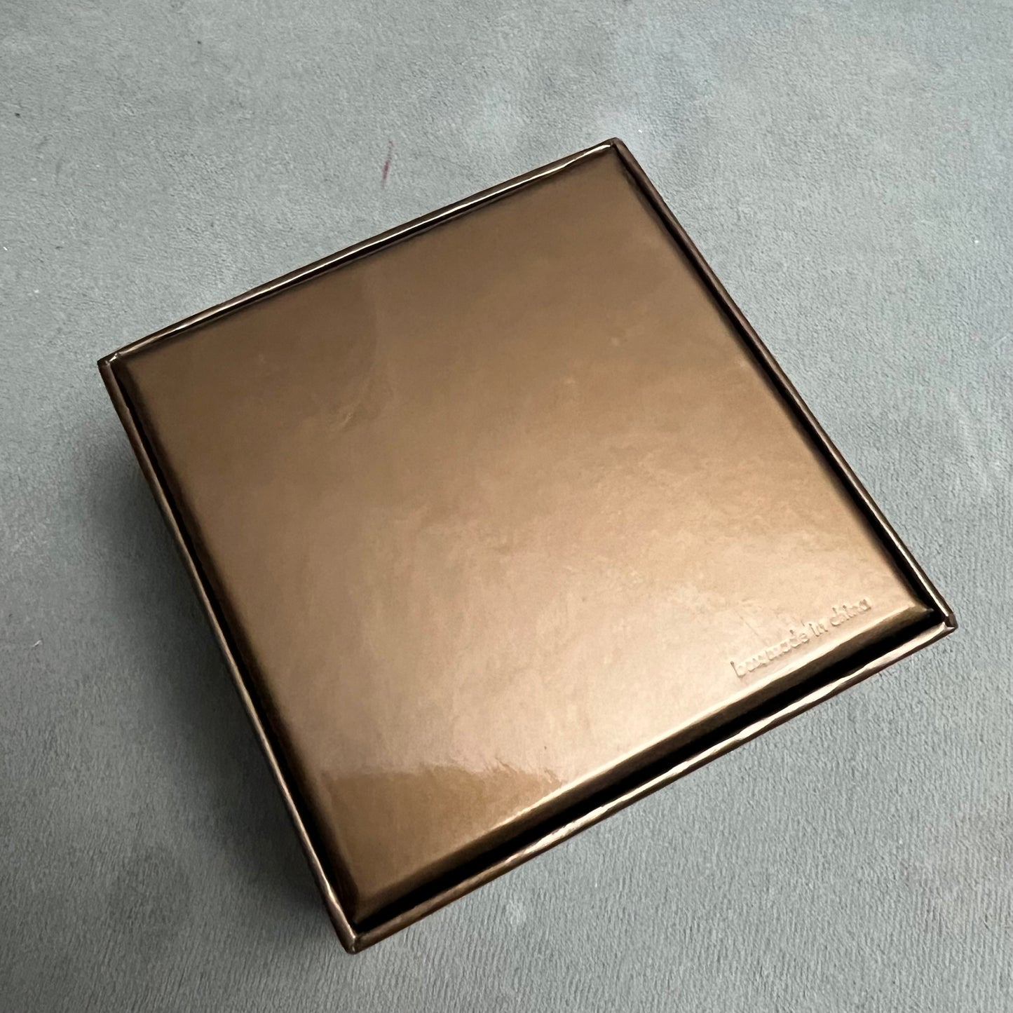 GUCCI Goods Box 3.40x3.40x1.5 inches