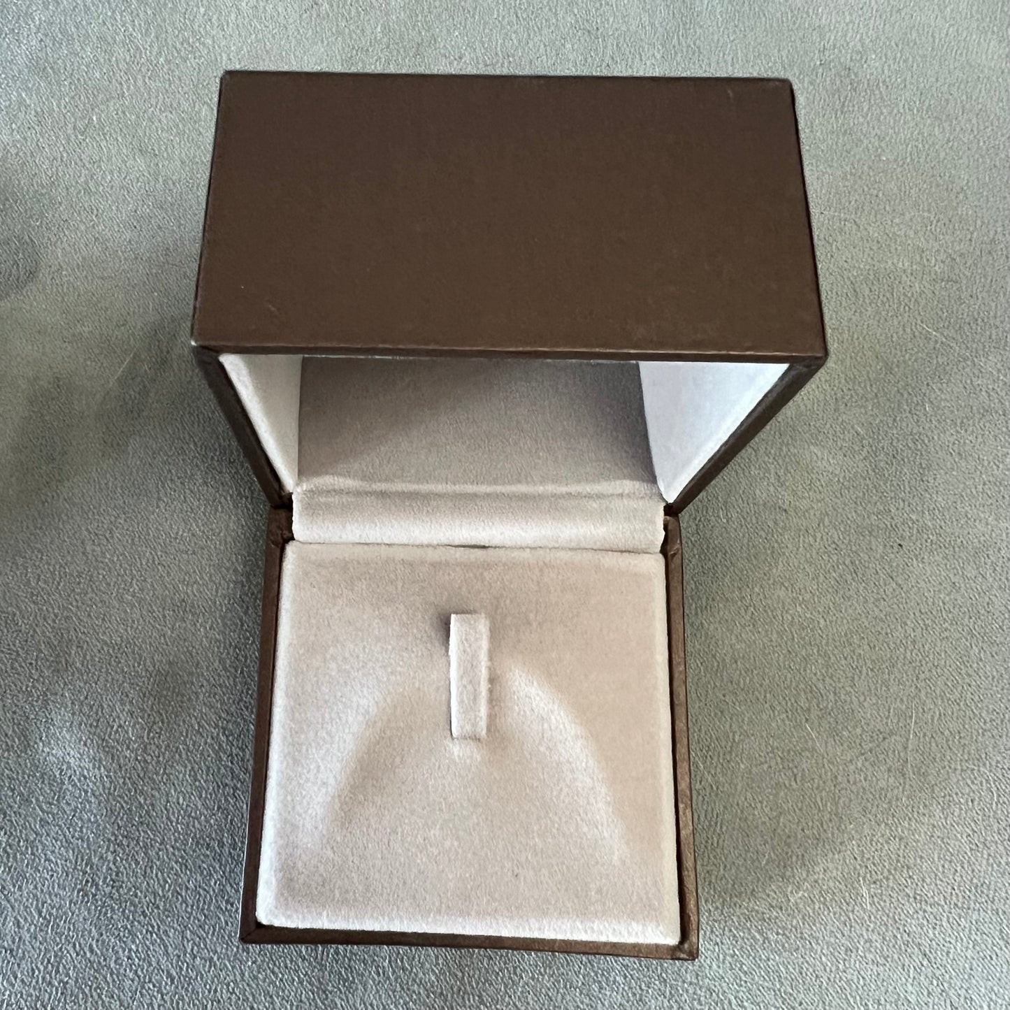 GUCCI Ring Box + Outer Box 3x3x2.60 inches + Booklet