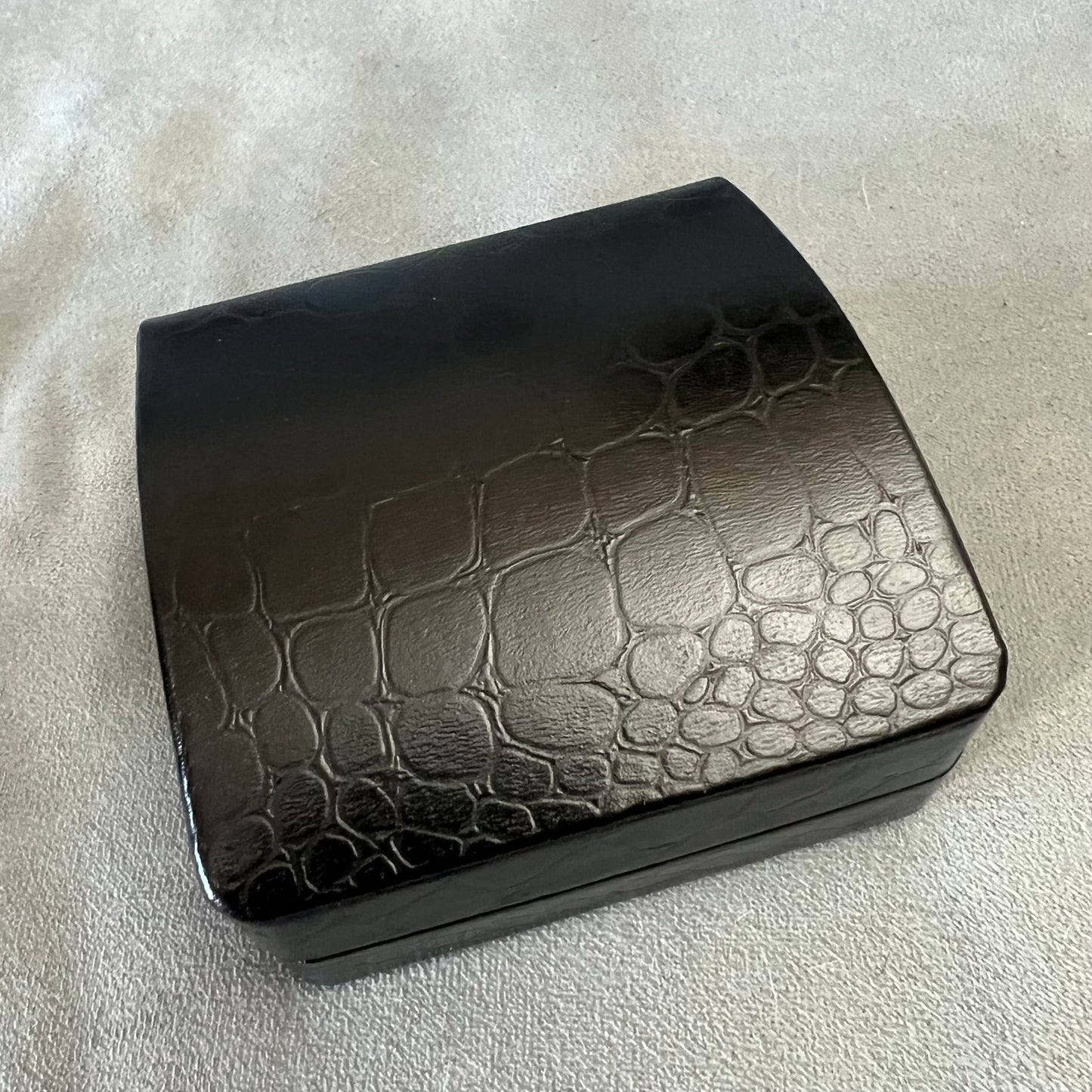JUSTIN DAVIS Jewerly Box + Outer Box 3.90x3.90x1.90 inches