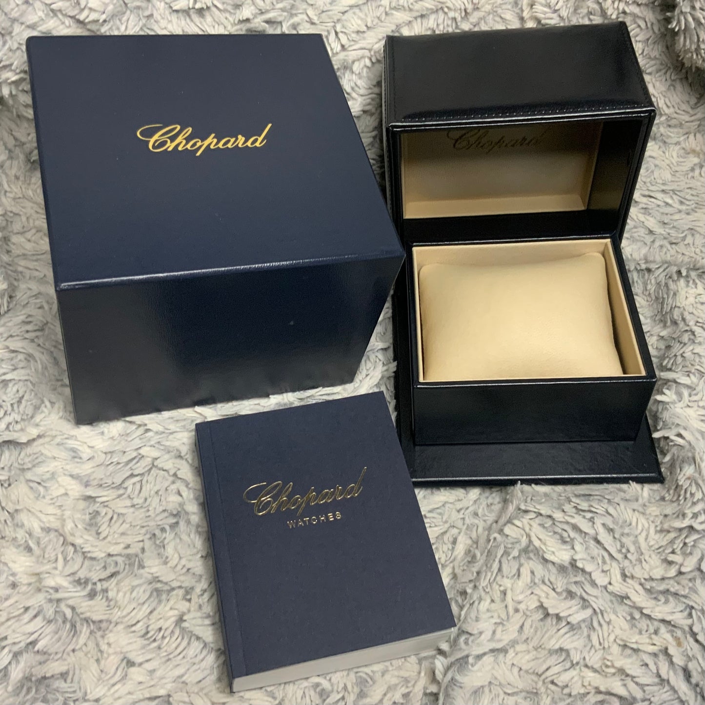 CHOPARD HAPPY SPORT Quartz 27mm 7 Floating 2TCW Diamonds Watch