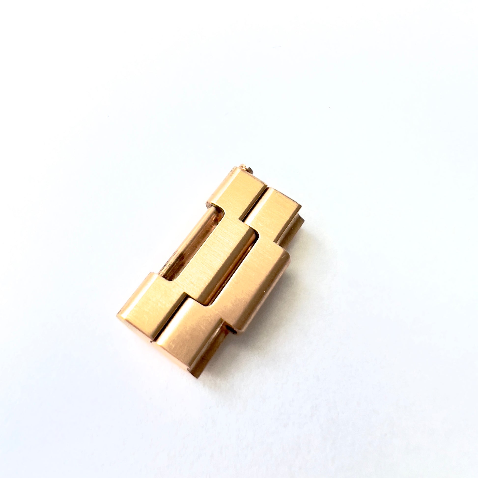 CARTIER BAIGNOIRE 18K Rose Gold Complete Short Link 17mm