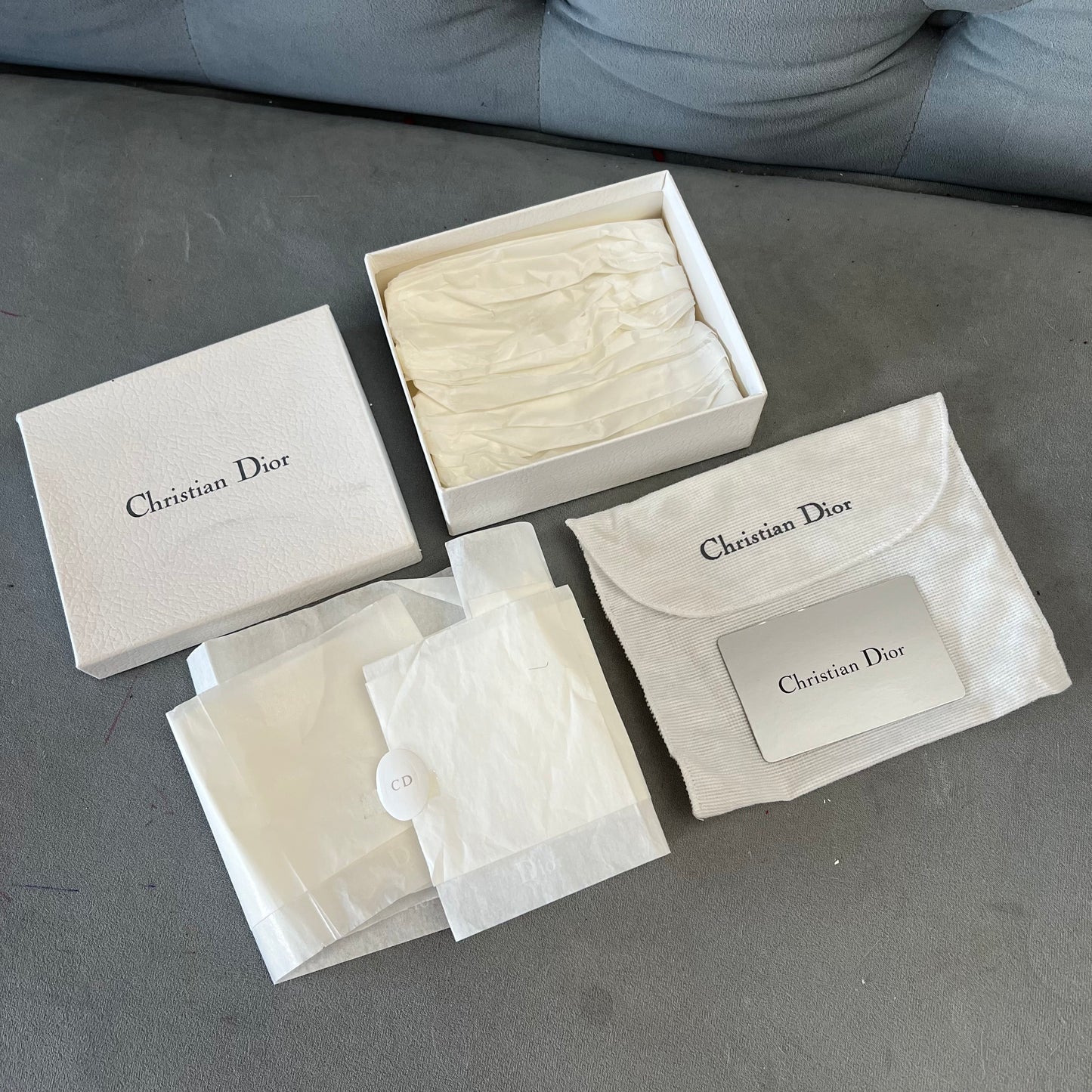 CHRISTIAN DIOR Goods Box 5.60x4.75x1.90 inches + Pouch + Tissue Paper + Filled Certificate