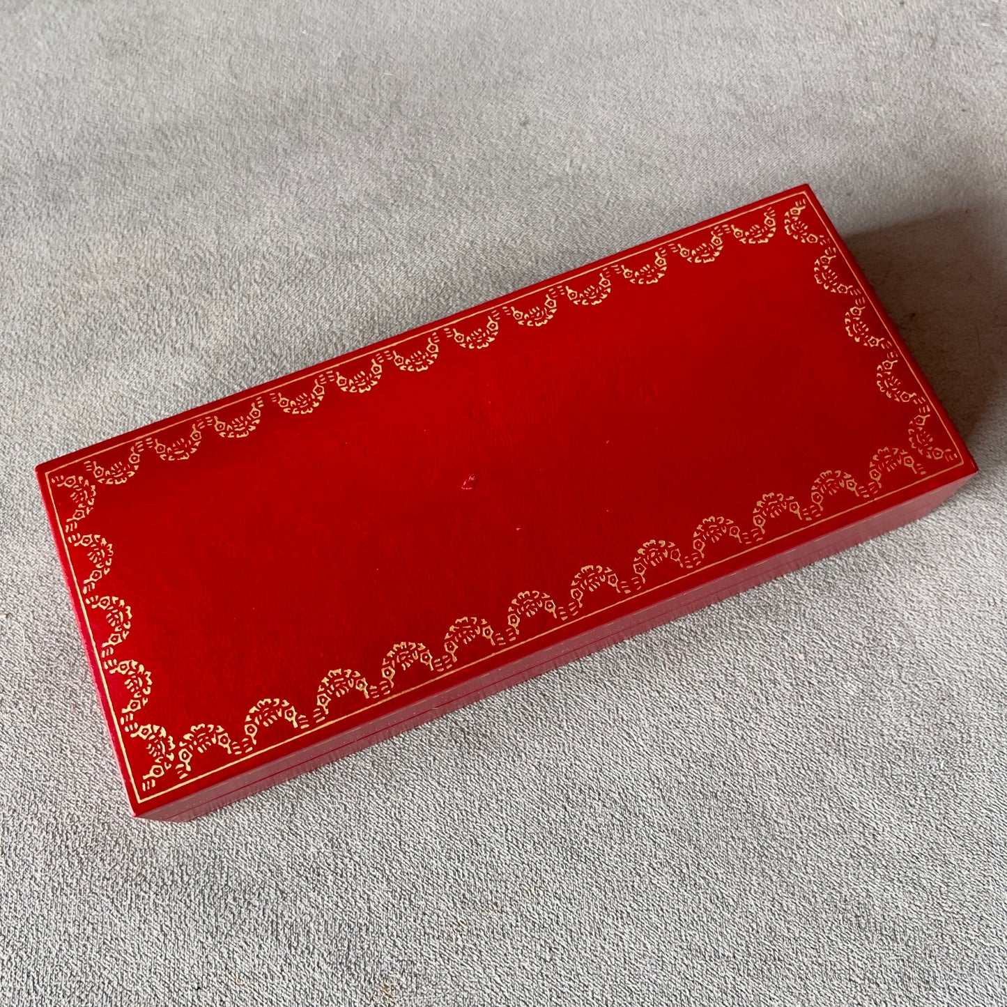 CARTIER Box 7x2.90x1.25 inches