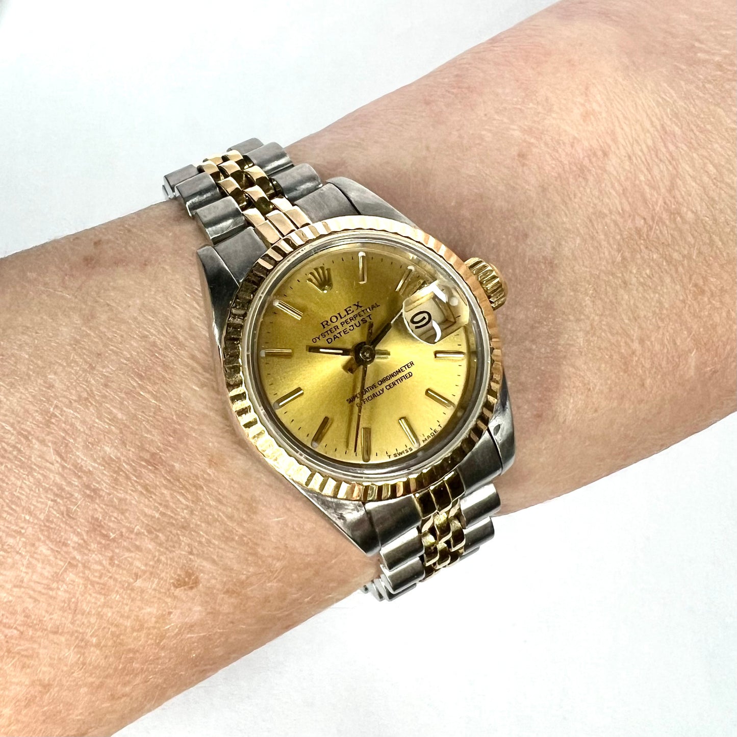 ROLEX DATEJUST Automatic 26mm 2 Tone Jubilee Bracelet Watch