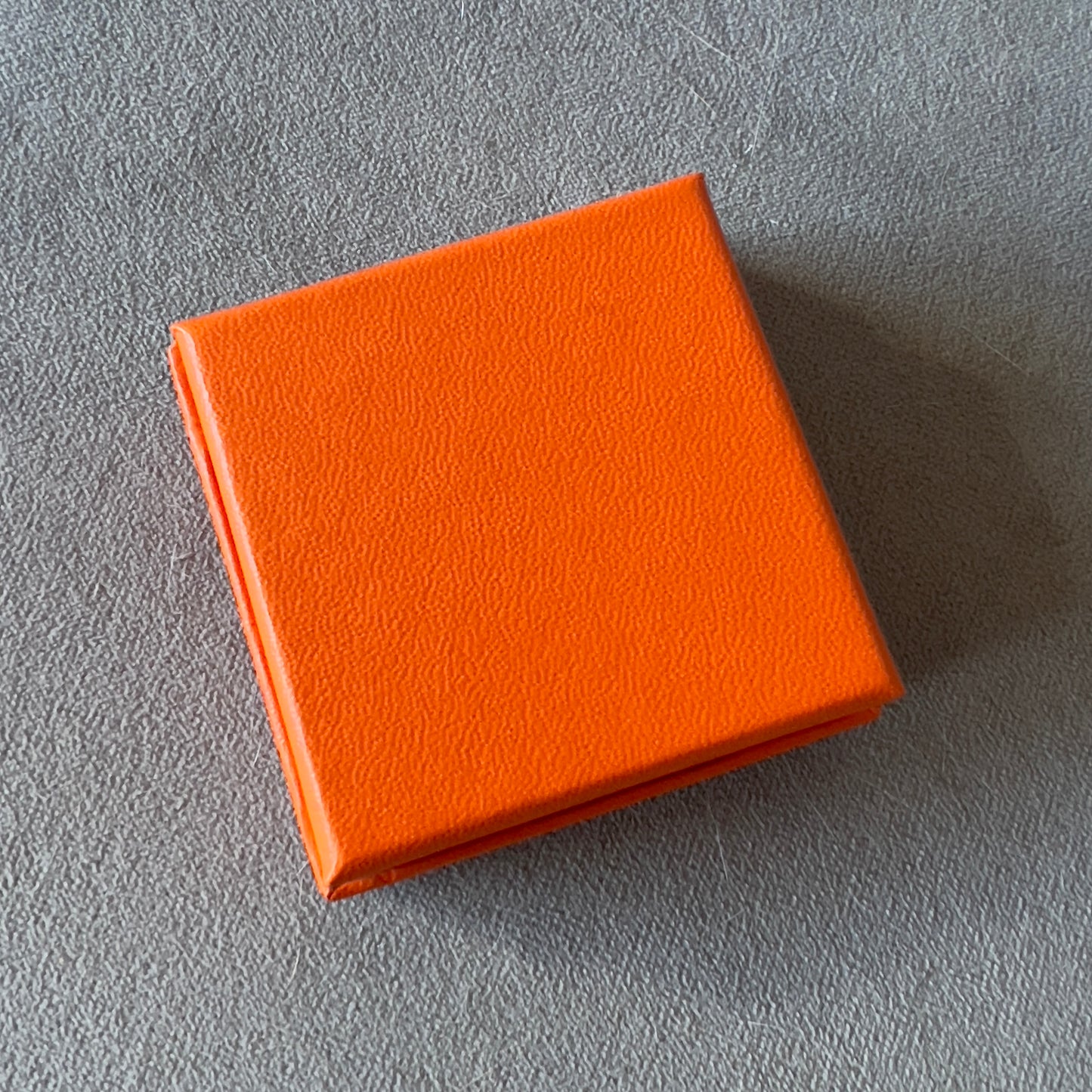 HERMES Earrings Box + Pouch + Tag