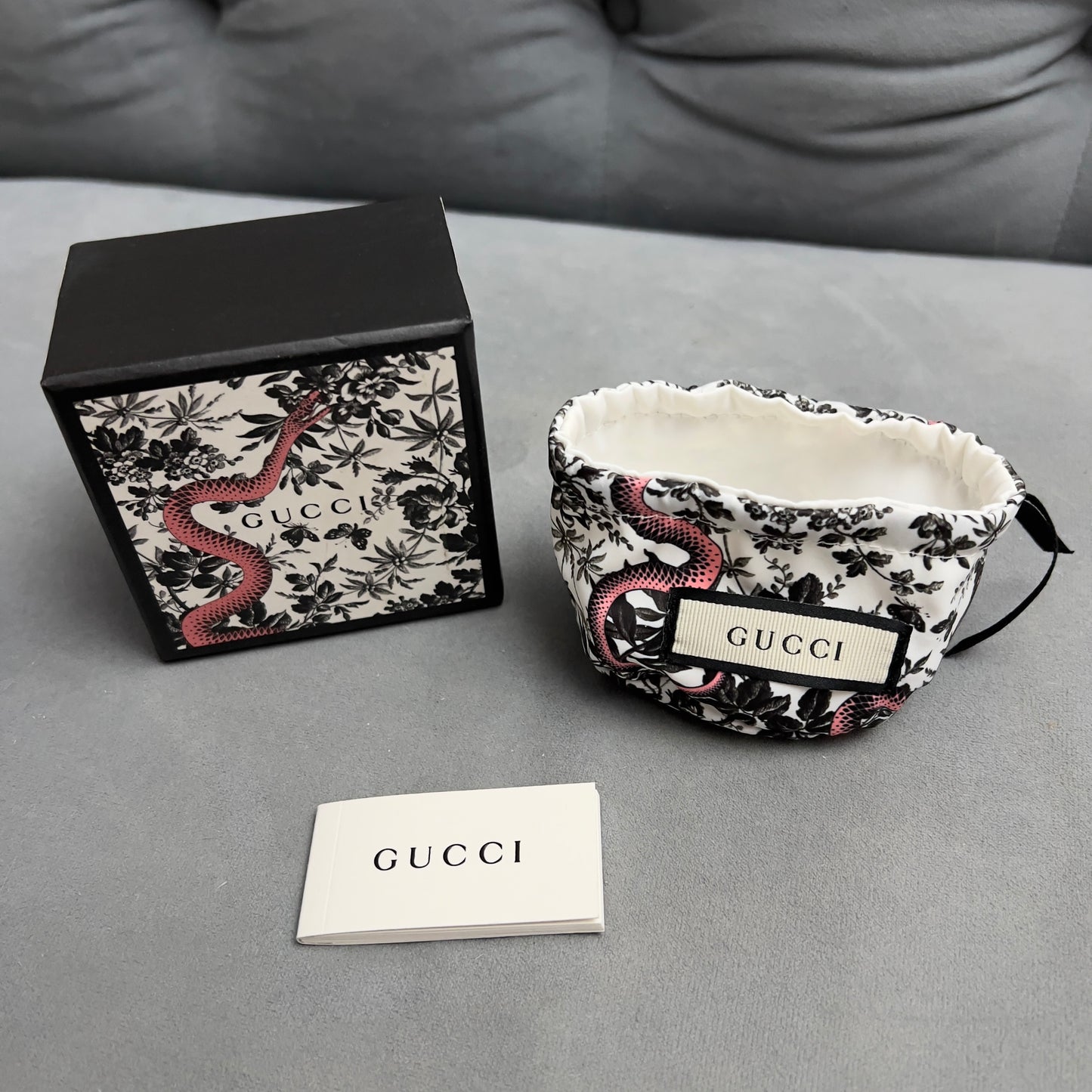 GUCCI Box 3.25x3.25x2.25 inches + Pouch + Booklet