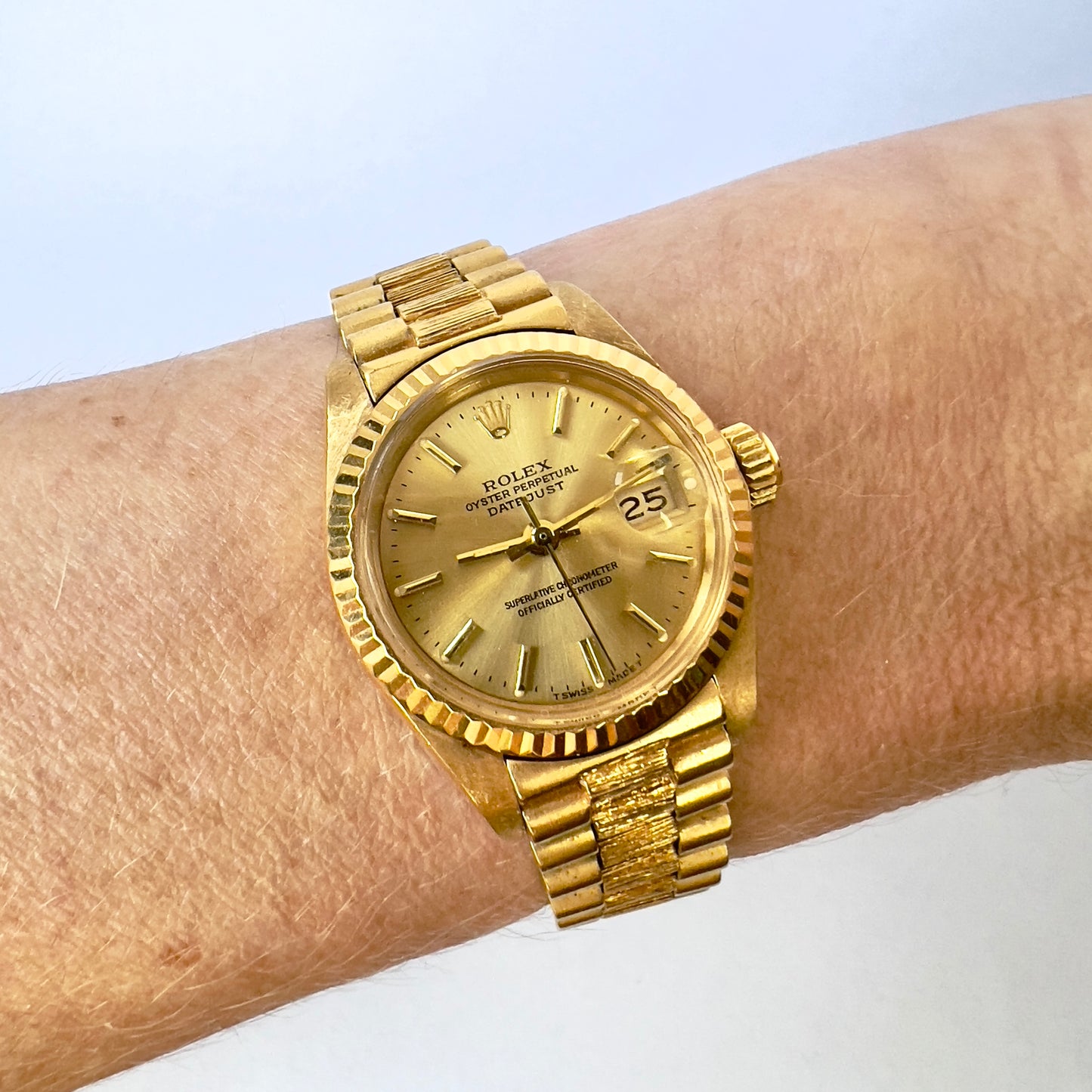 ROLEX OYSTER PERPETUAL DATEJUST Presidential Automatic 26mm 18K Yellow Gold Watch