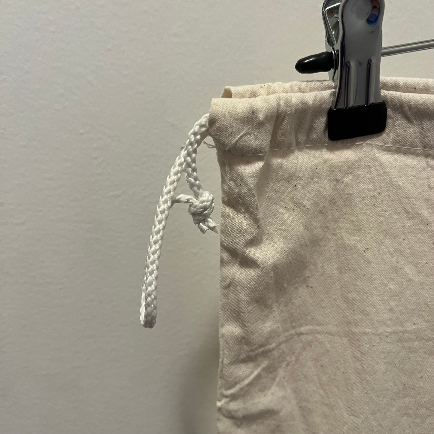 FOUR SEASONS Hotel Cream Natural Canvas Drawstring Laundry Bag 26.25x16 inches