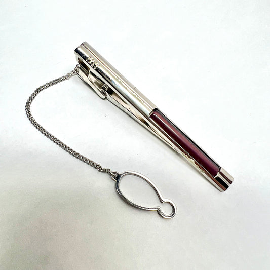 DAKS Stylish Silver Tone and Purple Tie Clip Tack with Chain