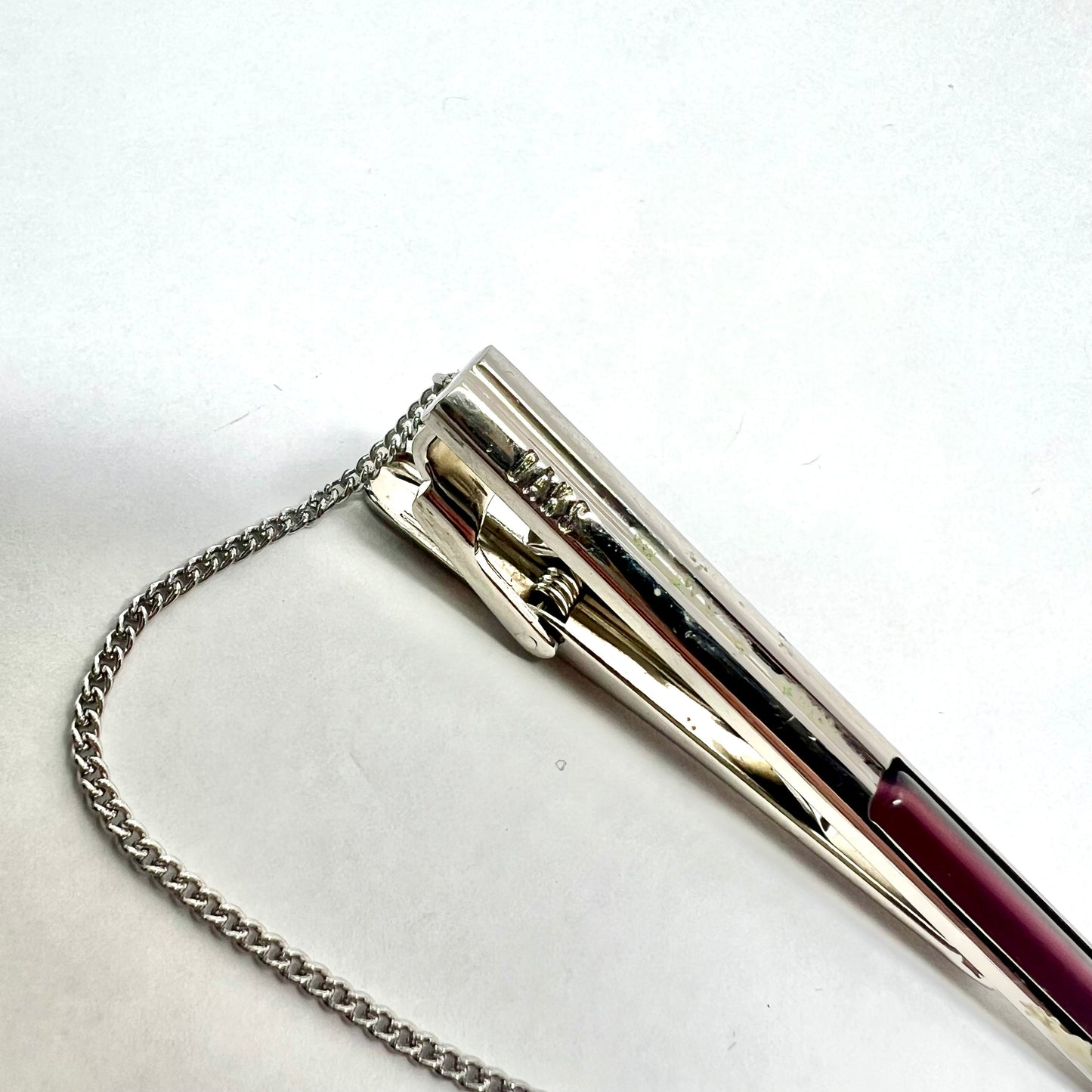 DAKS Stylish Silver Tone and Purple Tie Clip Tack with Chain