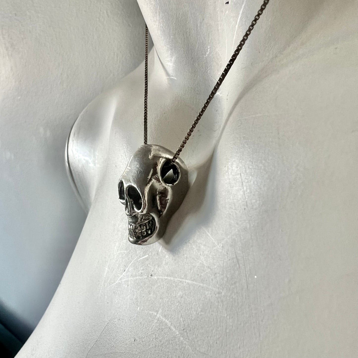 925 Sterling Silver Chain w/ Steel Skull Pendant Necklace