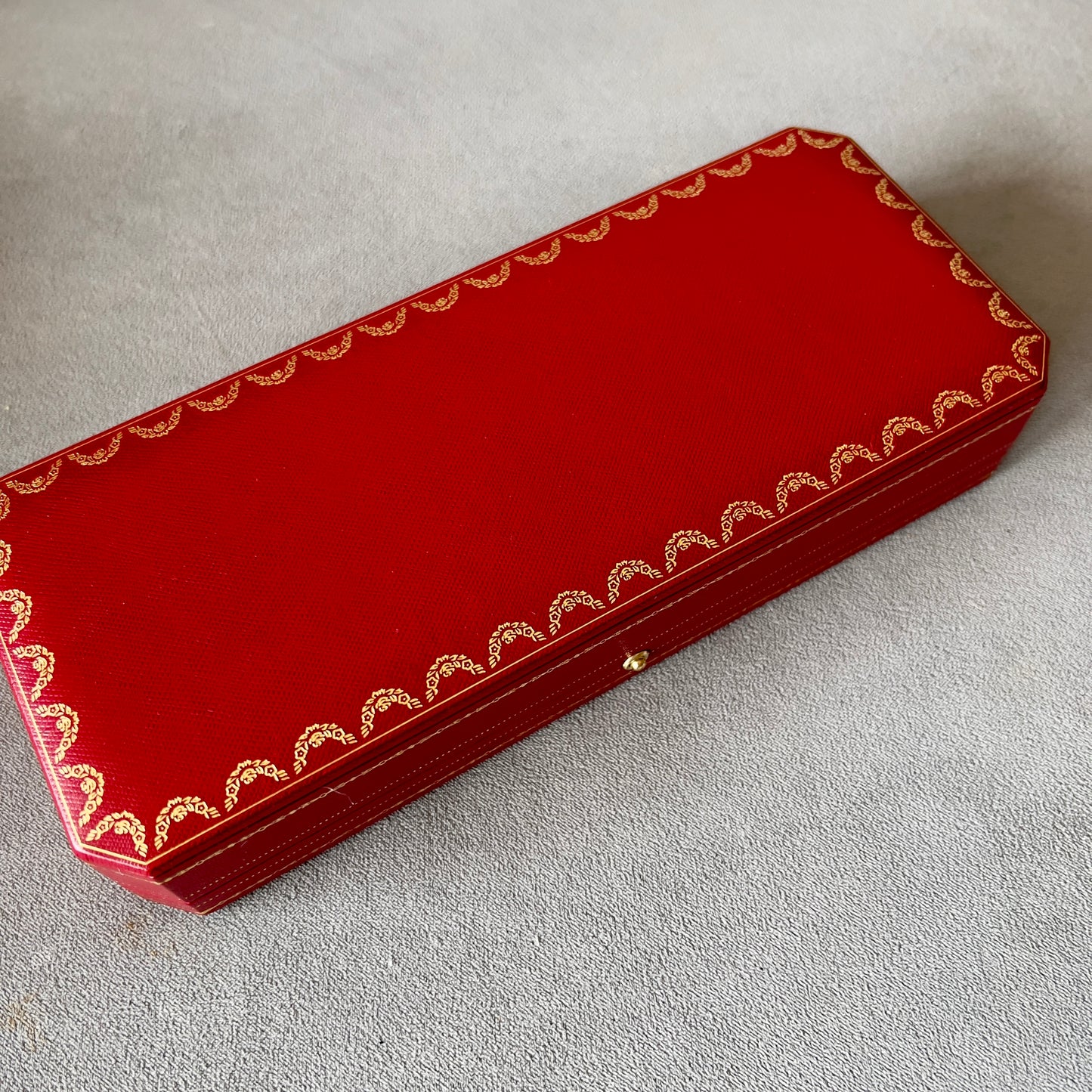 CARTIER Bracelet Box + Outer Box 9.35x4.20x1.90 inches Doesn’t lock!