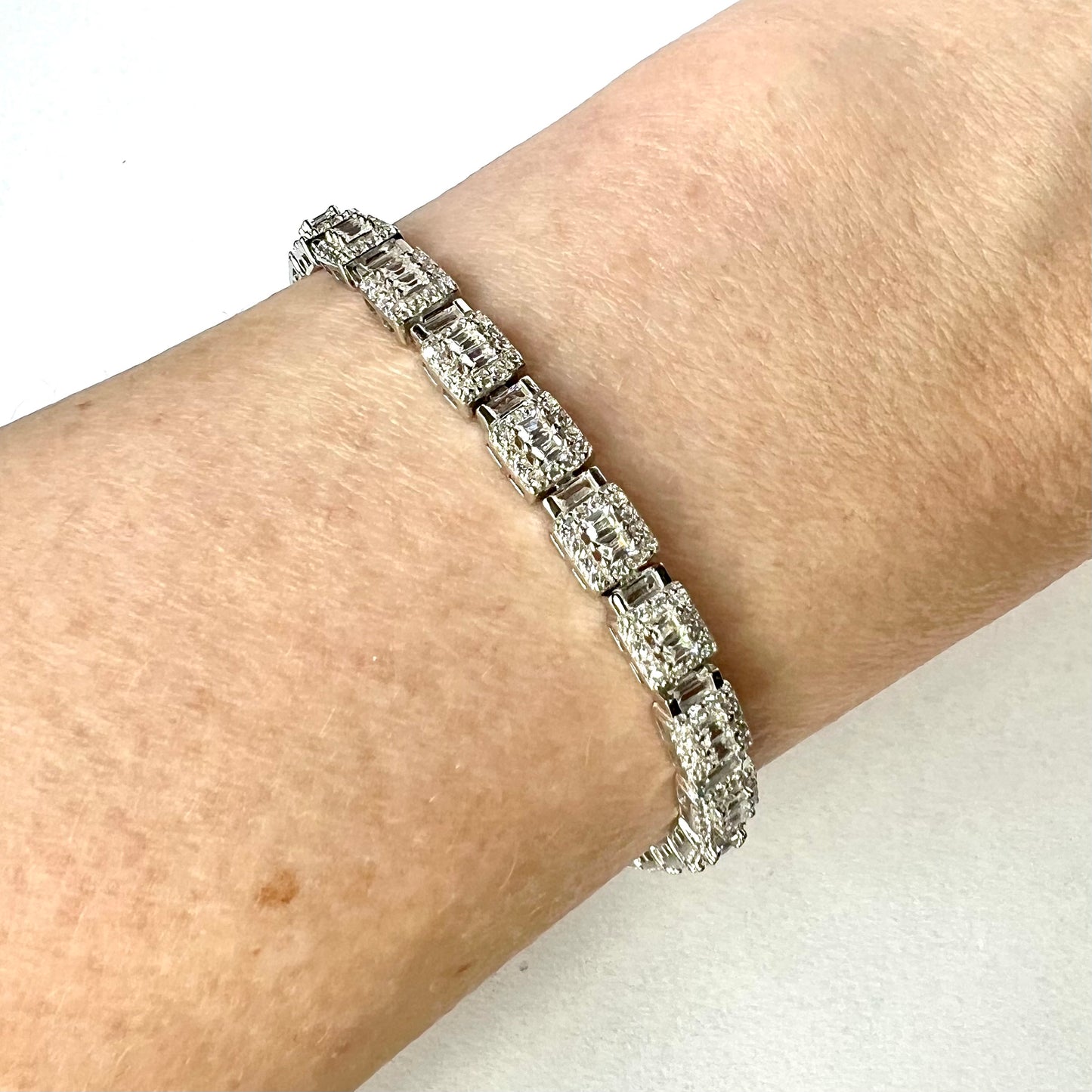 NEW 925 Sterling Silver Bracelet Cubic Zirconia Size 7 Inches