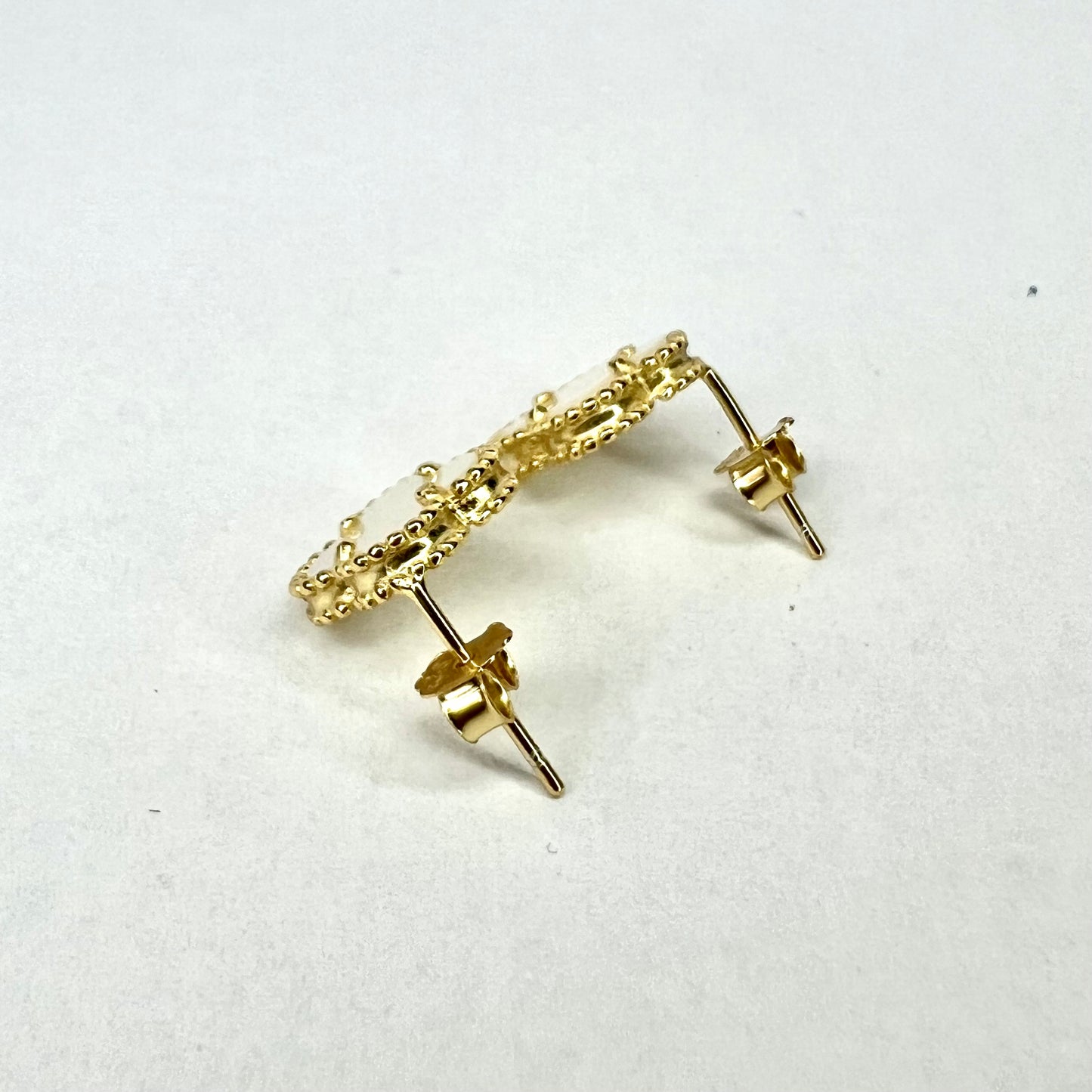 NEW Gold Tone 925 Sterling Silver Earrings Natural White Mother of Pearl
