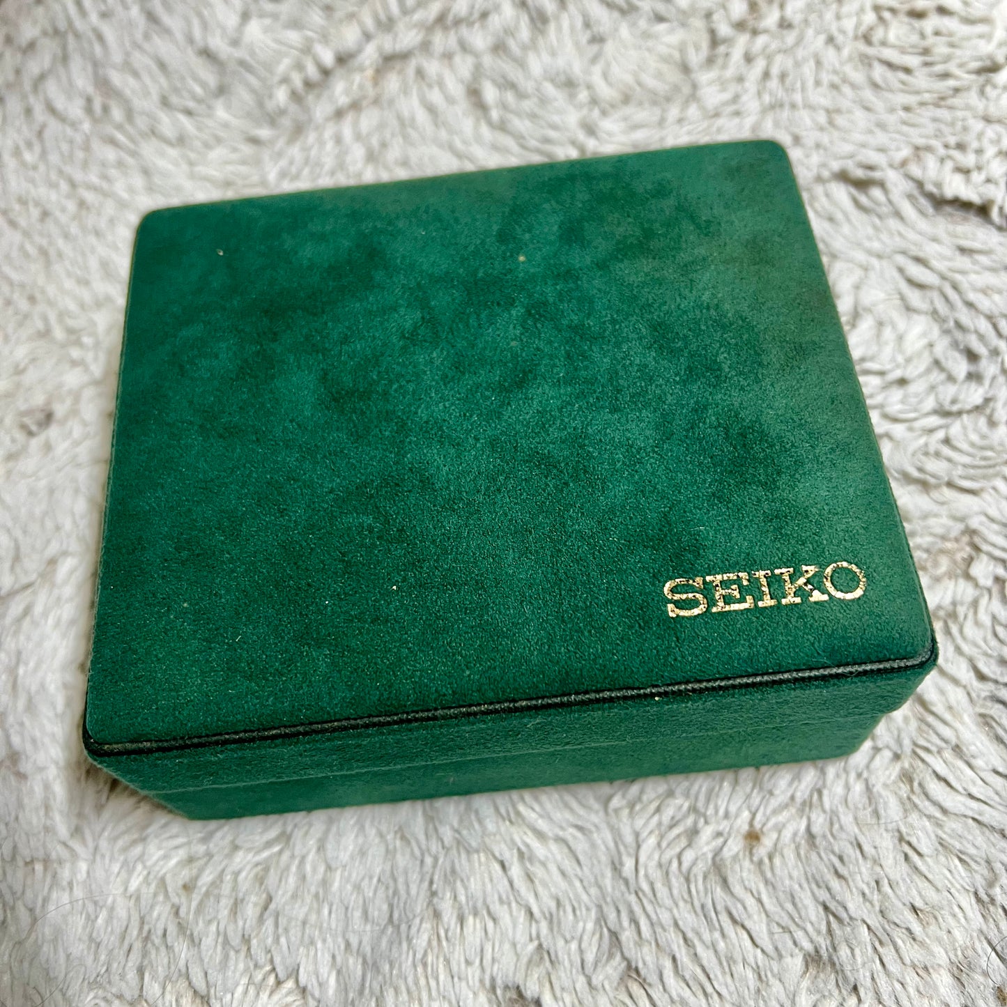 GRAND SEIKO Green Faux Suede Box 5.10x4.25x2.10 inches