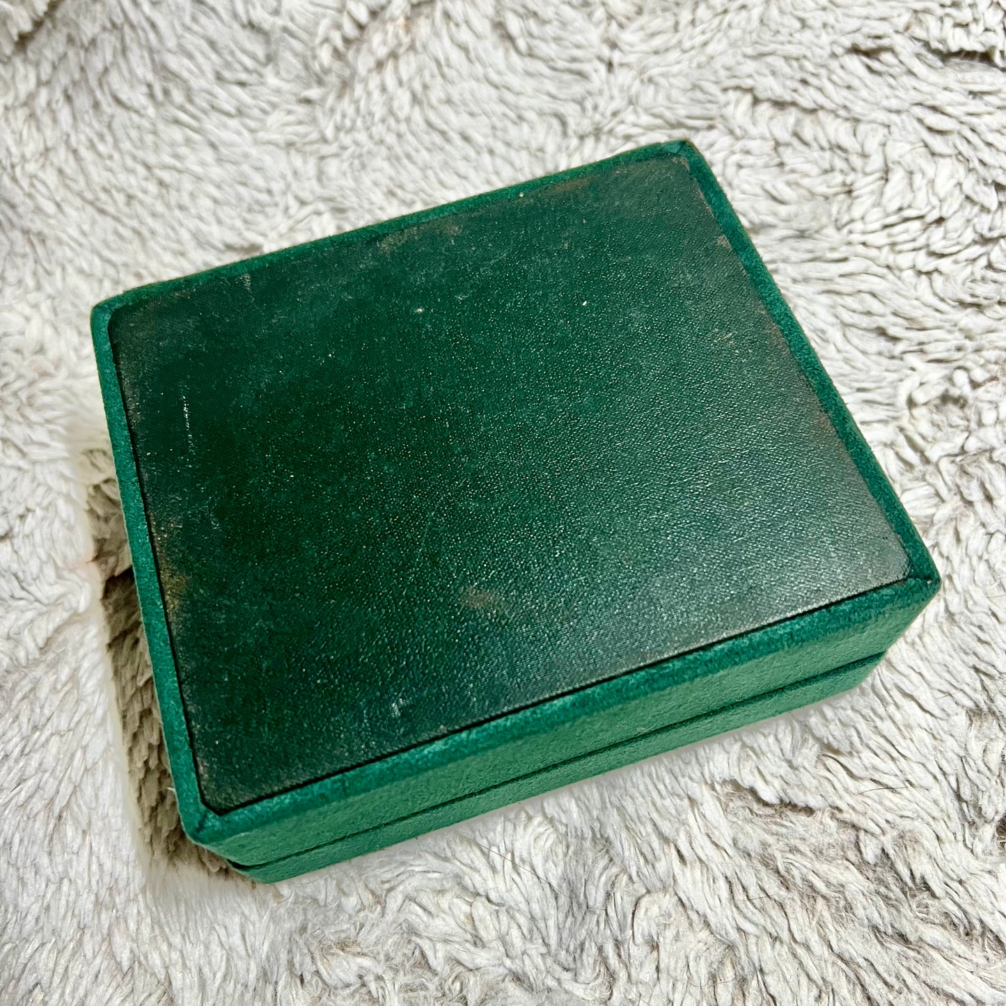 GRAND SEIKO Green Faux Suede Box 5.10x4.25x2.10 inches