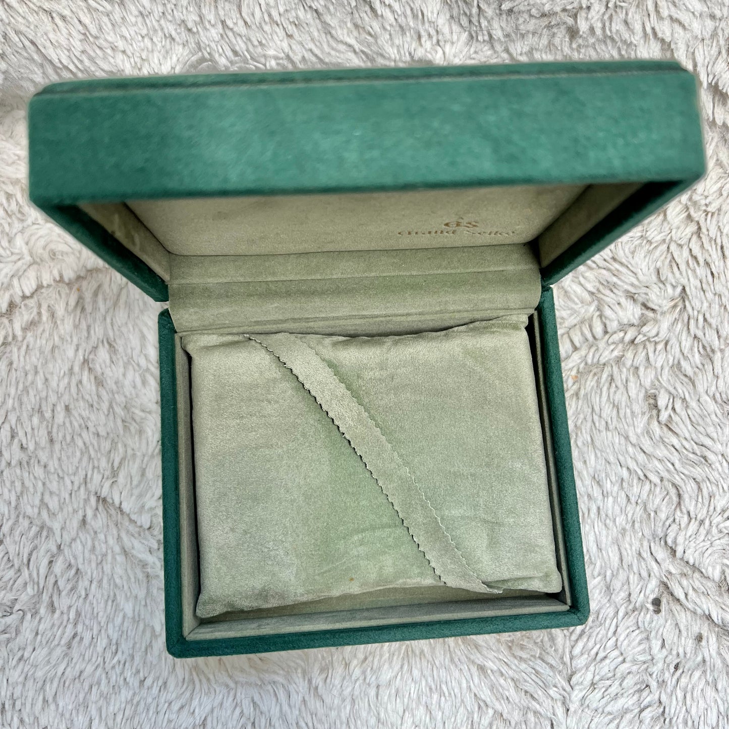 GRAND SEIKO Green Faux Suede Box 5.10x4.25x2.10 inches