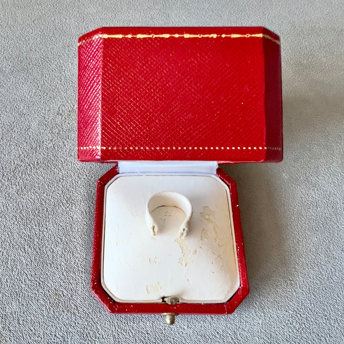 CARTIER Ring Box 2.35x2.35x2 inches