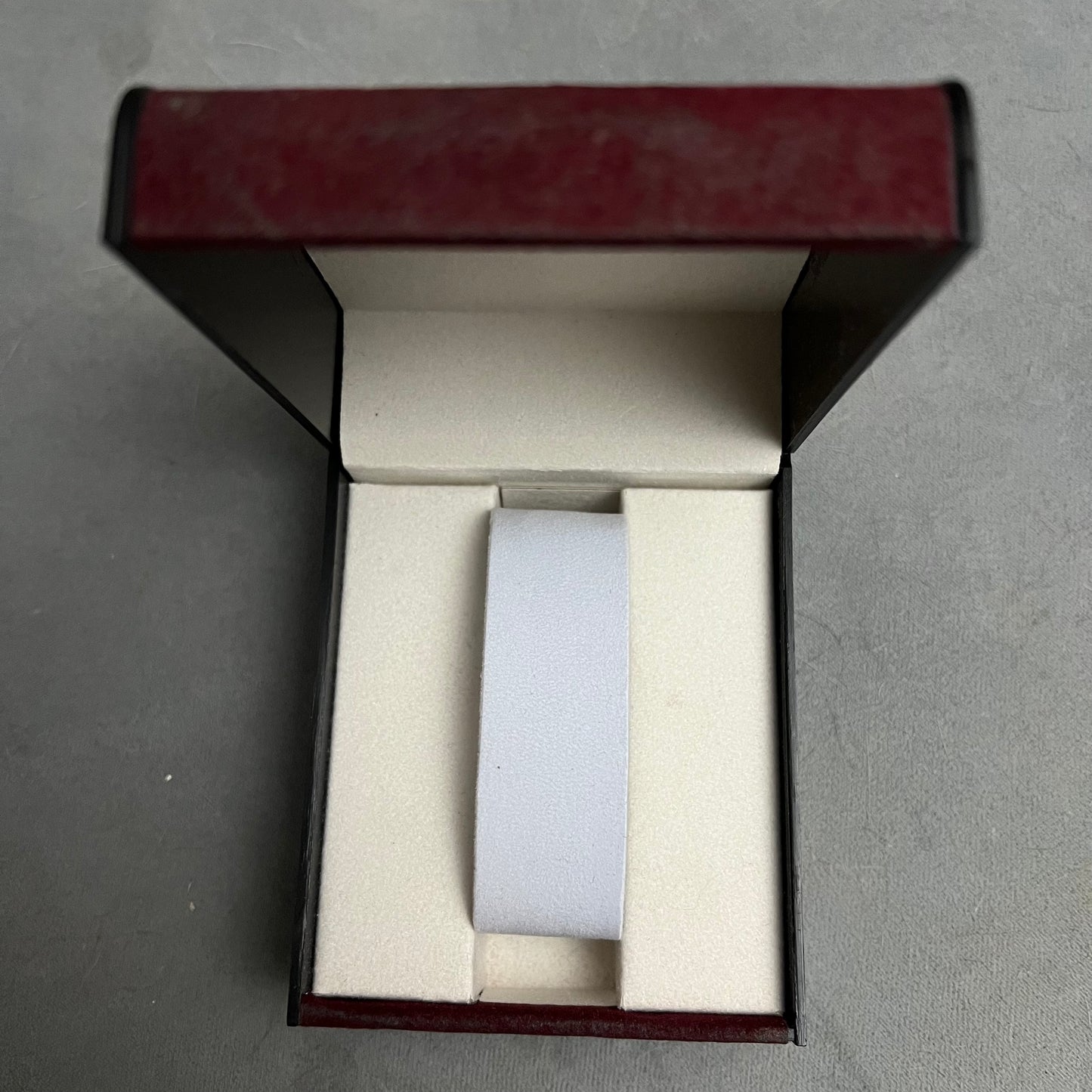 GENÈVE Box 3.90x3.25x2.25 inches