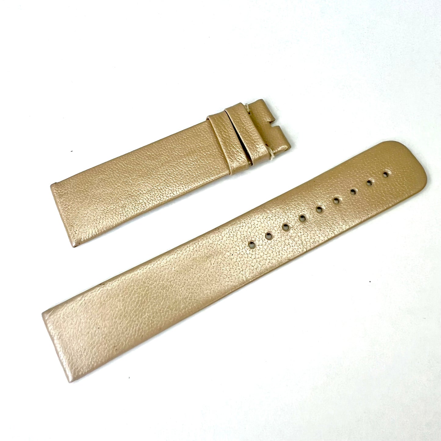 NEW Old Stock Authentic CHANEL 18/16mm Beige Leather Strap/Band 