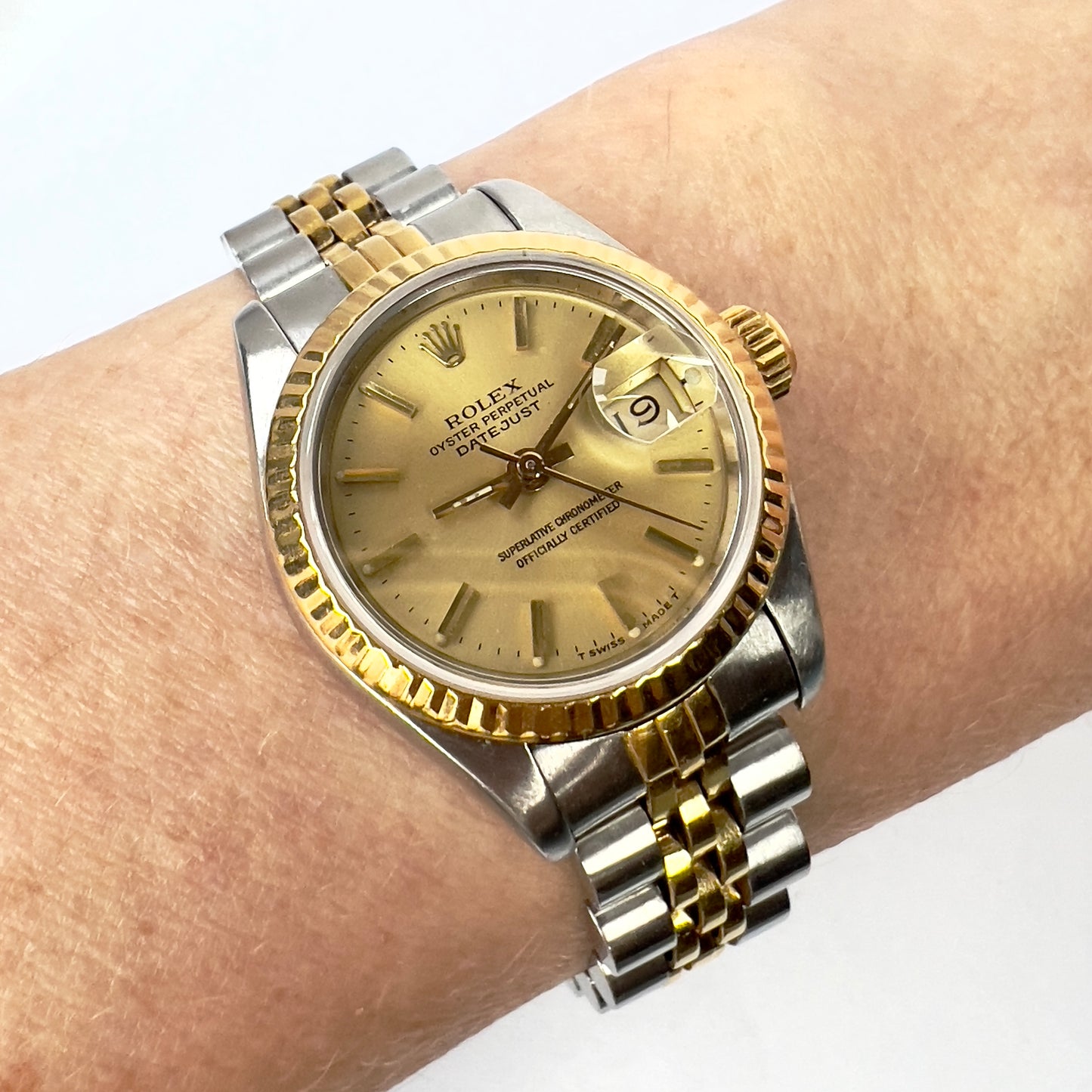ROLEX Oyster Perpetual DATEJUST Automatic 26mm 2 Tone Watch