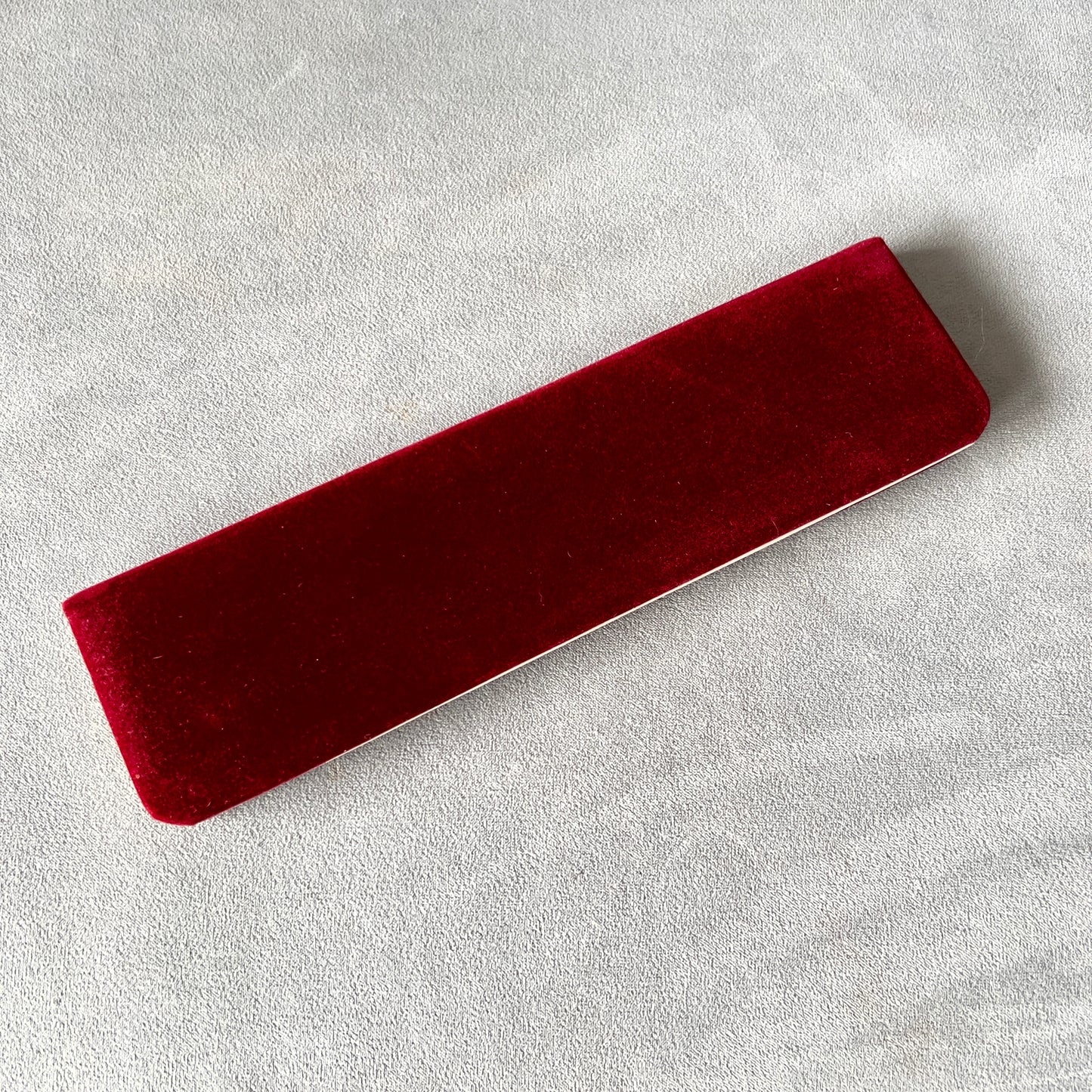 PAUL SMITH Burgundy Velvet Necklce Box 10x2.75x1.25 inches