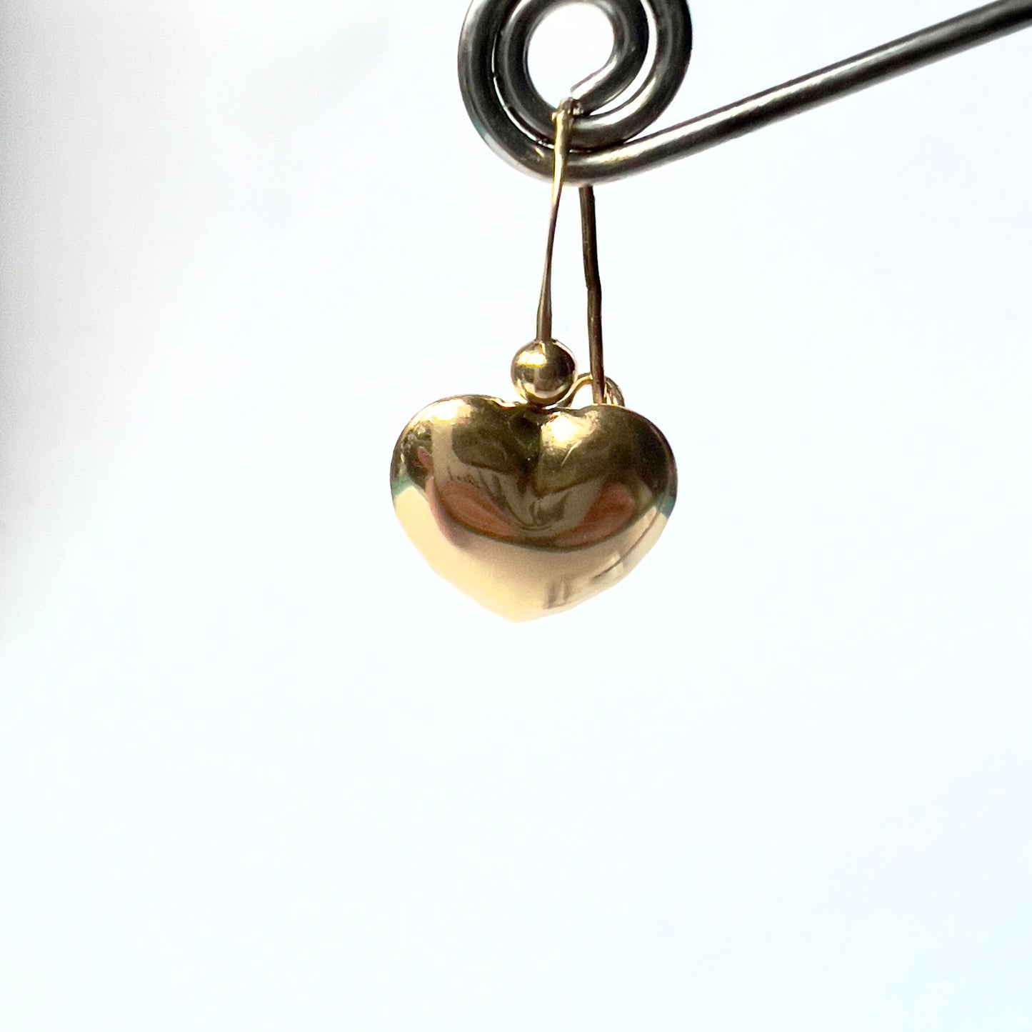 14K Yellow Gold Heart Shape Earrings 1.11g