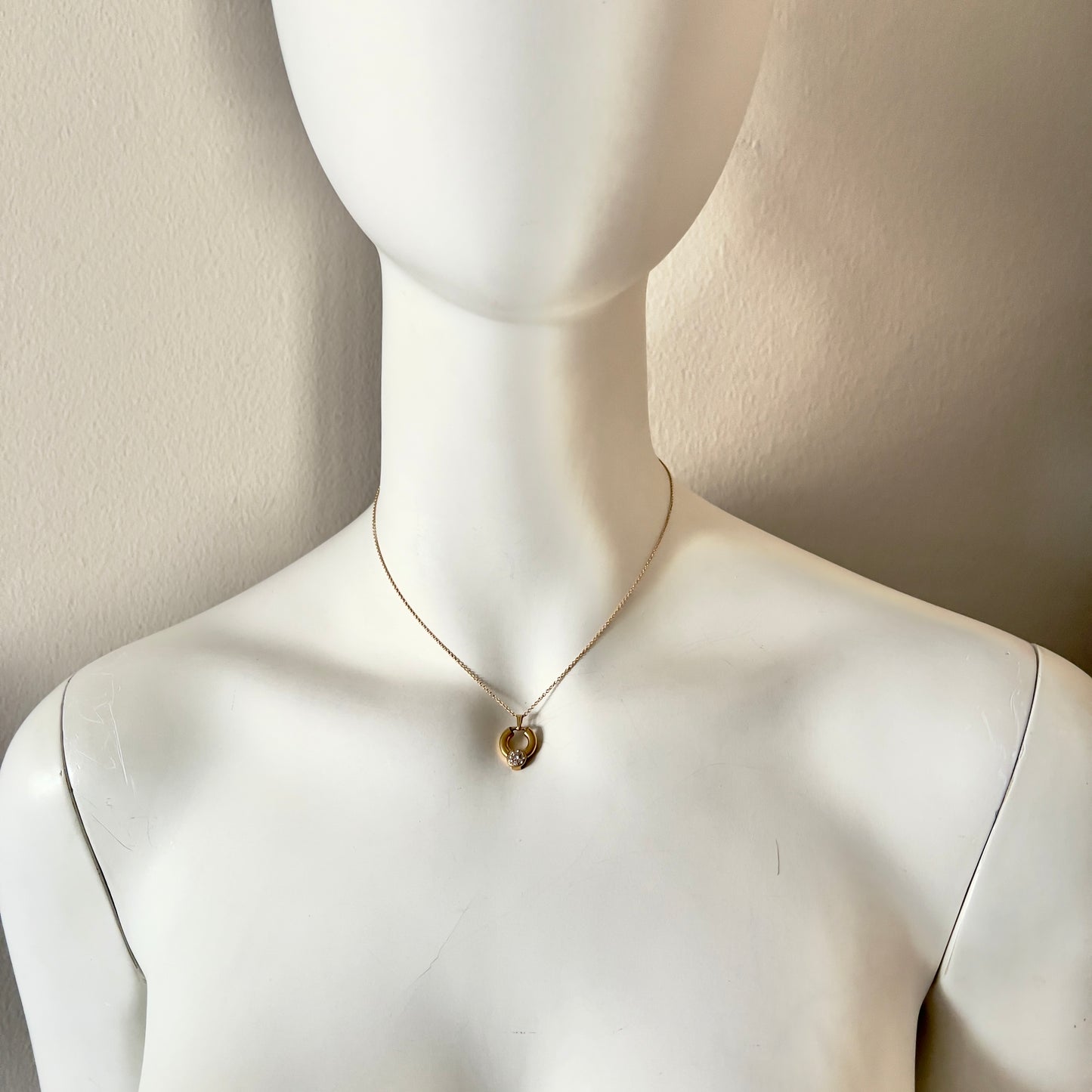 18K Yellow Gold VS Diamond Pendant/Necklace w/ 14K Yellow Gold Chain 14.5 inches long