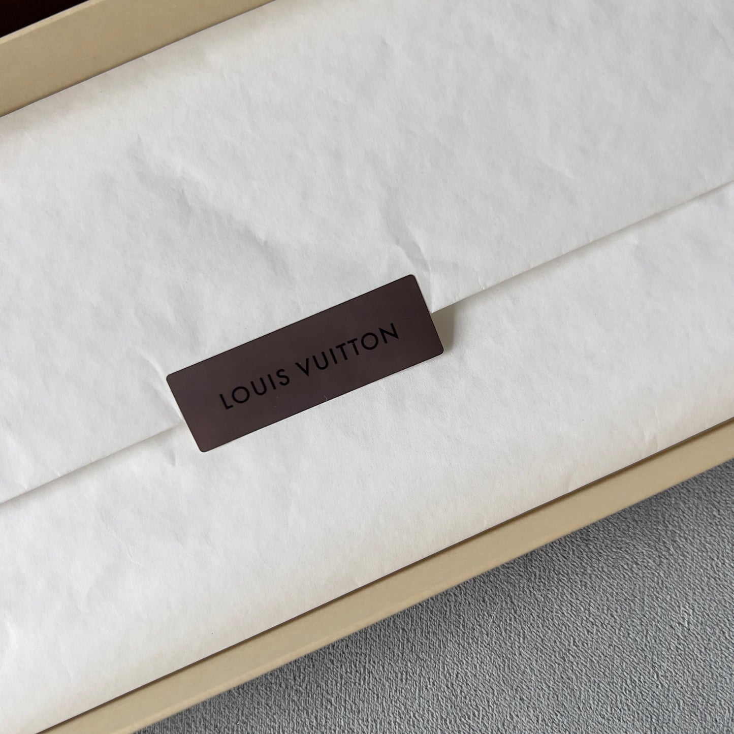 LOUIS VUITTON Long Box 14.70x5x1.10” + Tissue + Shopping Bag 17.25x5.75x1.60”