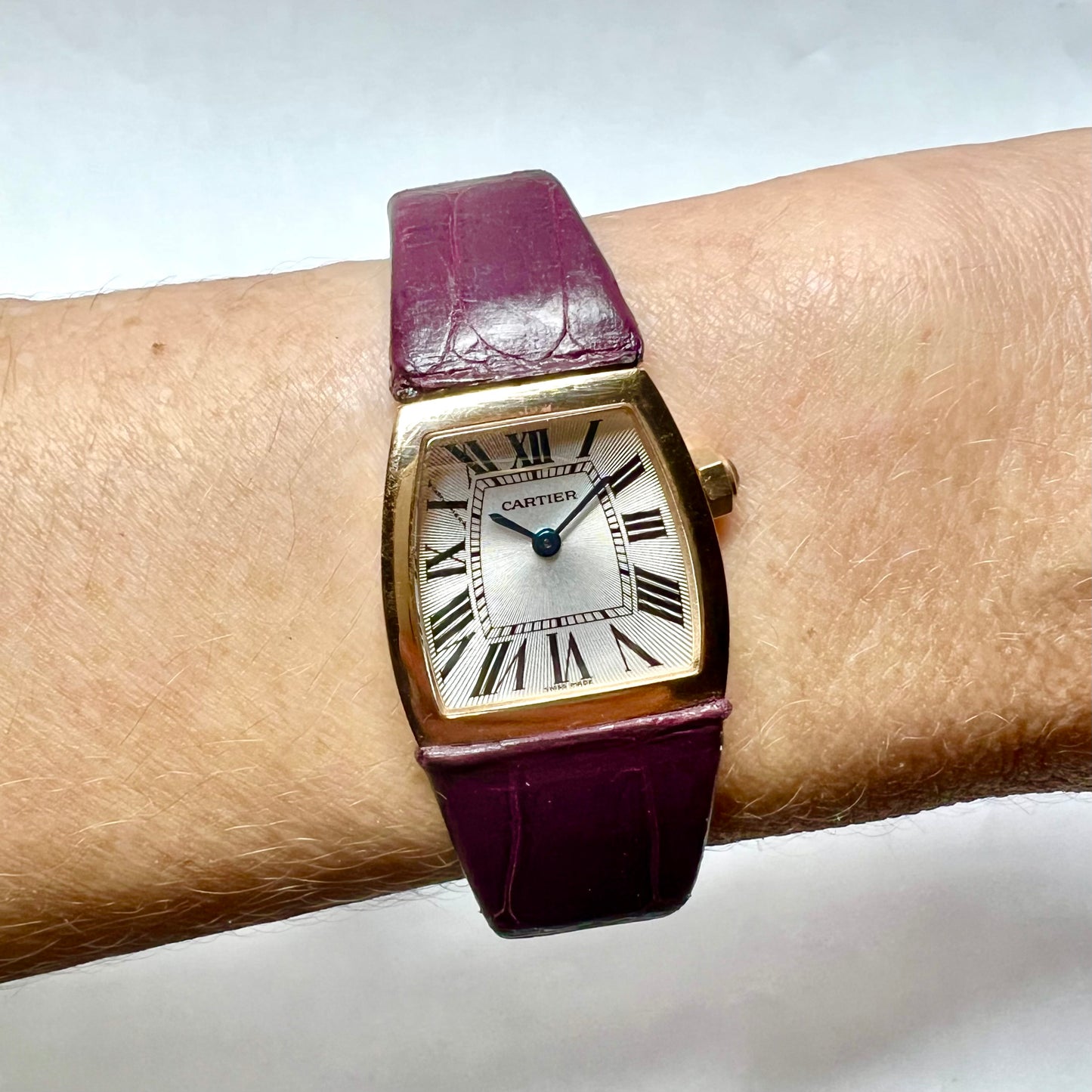 CARTIER LA DONA Quartz 22mm 18K Rose Gold Watch Burgundy Band