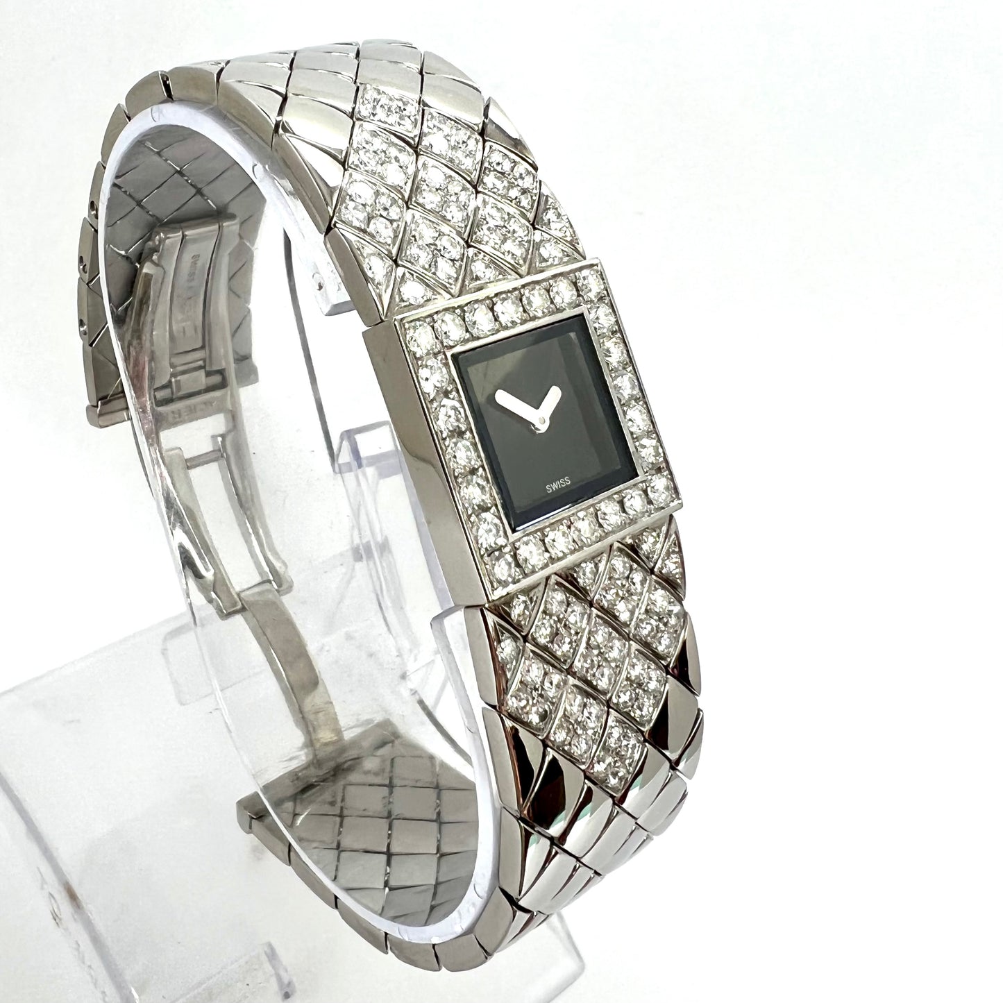 CHANEL MATELASSE Quartz 19mm Steel 3.03TCW Diamond Bracelet Watch