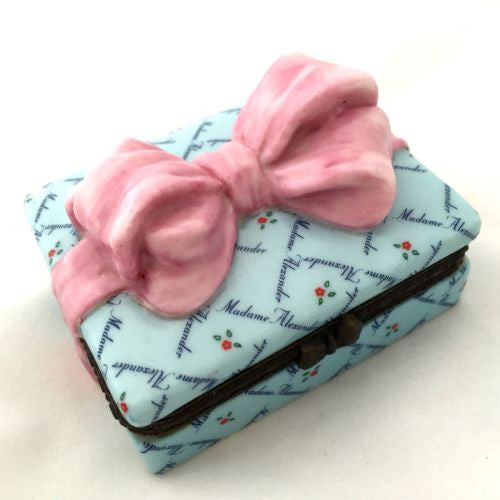 MADAME ALEXANDER Bow Circa 1999 Porcelain Hinged TRINKET BOX "Where Dreams Begin"