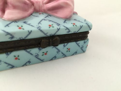 MADAME ALEXANDER Bow Circa 1999 Porcelain Hinged TRINKET BOX "Where Dreams Begin"