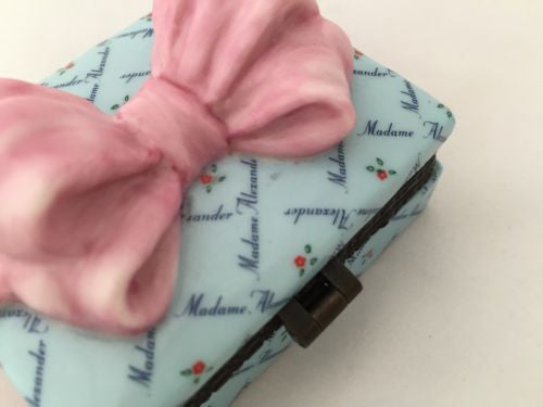 MADAME ALEXANDER Bow Circa 1999 Porcelain Hinged TRINKET BOX "Where Dreams Begin"
