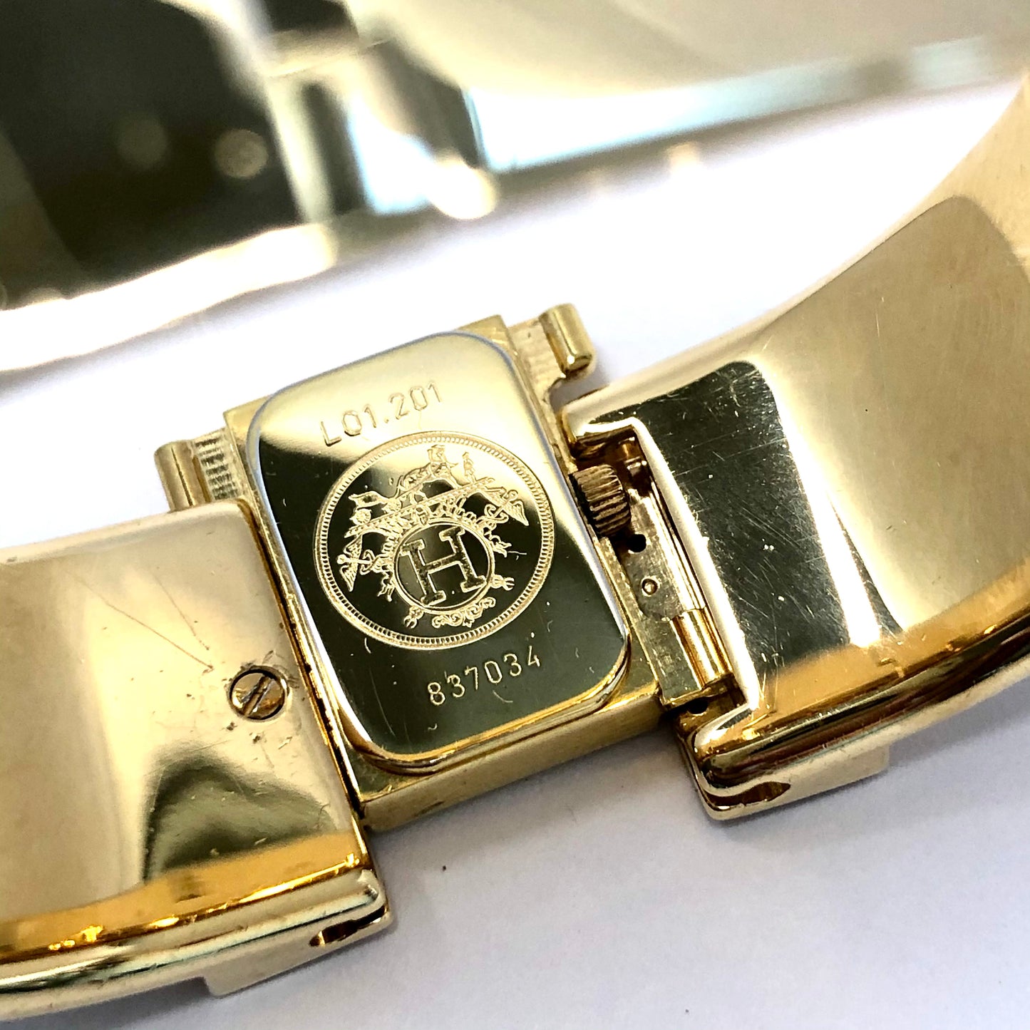 HERMÈS LOQUET Quartz 20mm Gold-Plated Multi-Color SAPPHIRES & DIAMONDS Watch