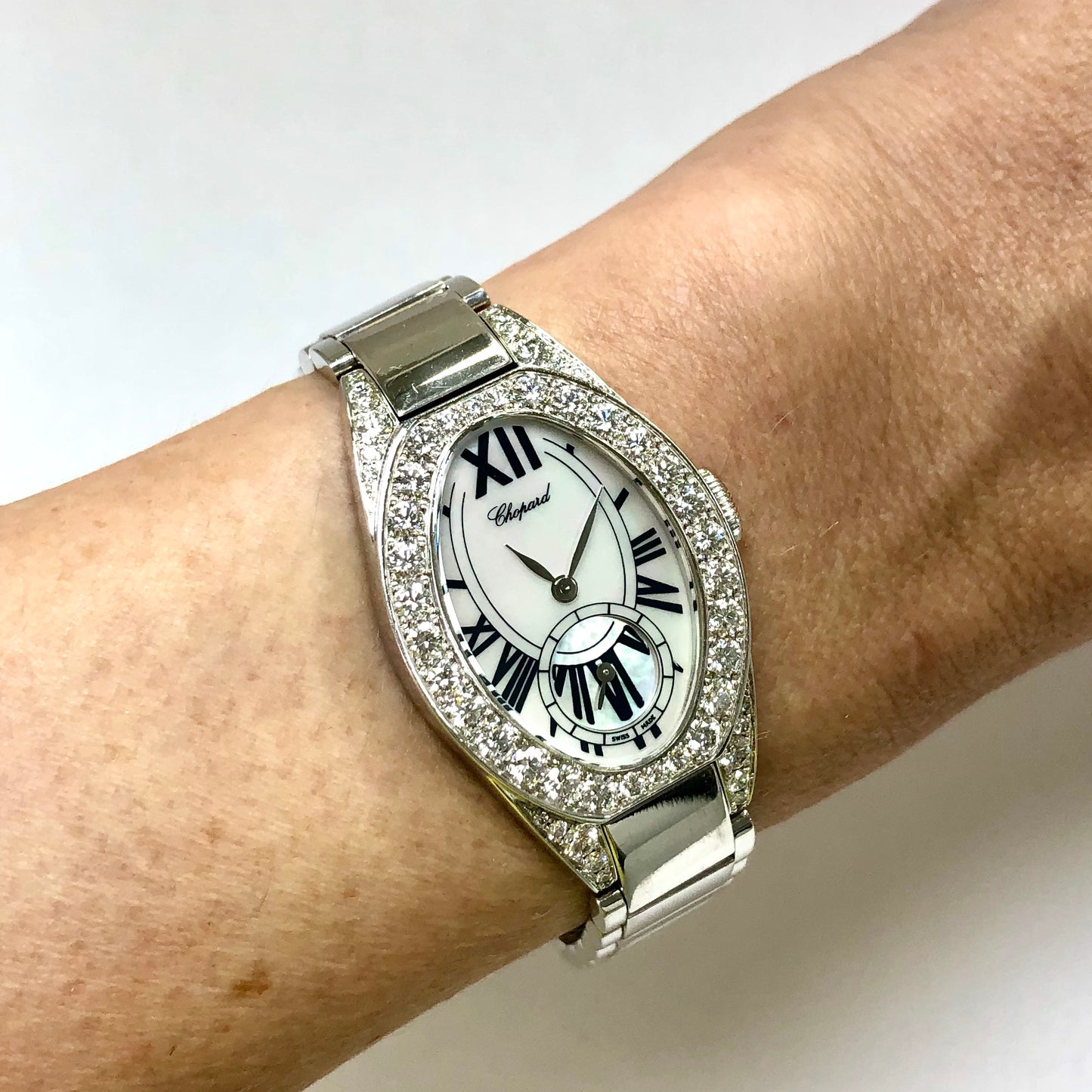 CHOPARD Quartz 24mm 18K White Gold Factory Diamonds Watch Retail $42,900