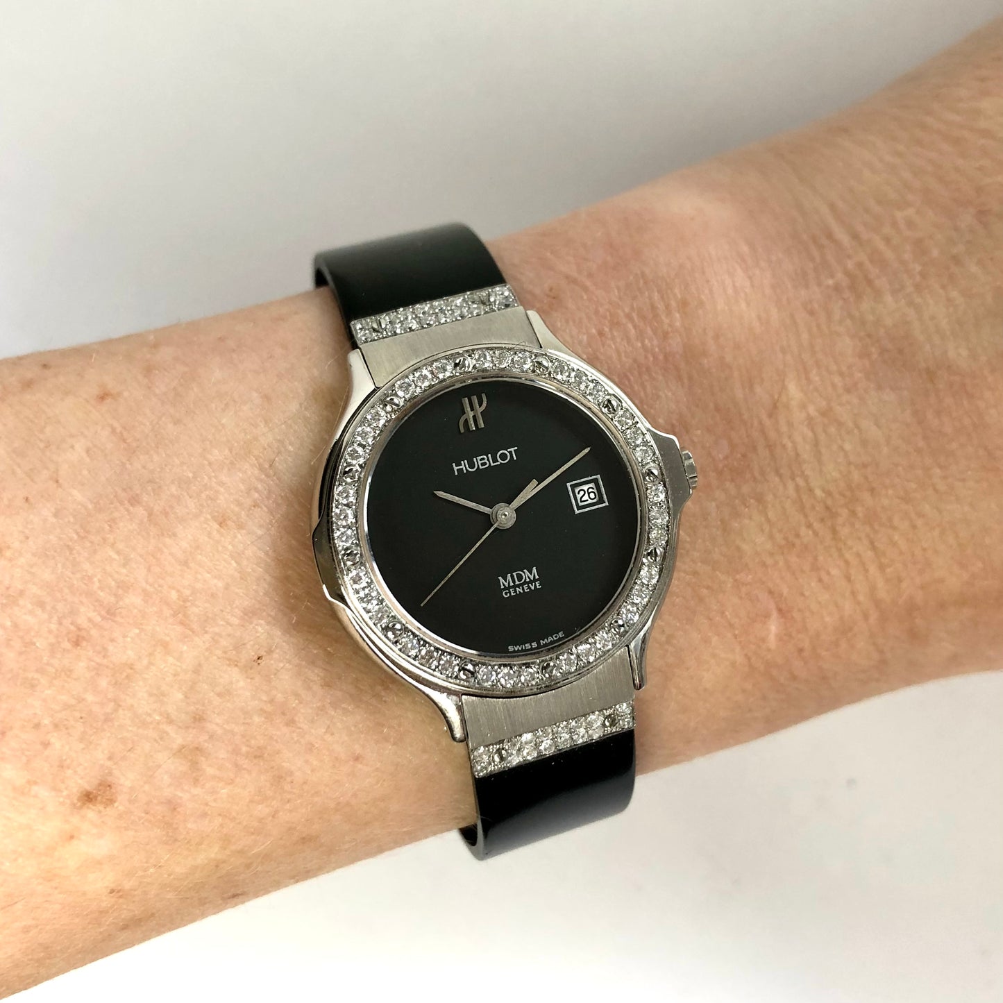HUBLOT MDM 1390 Quartz Steel 28mm 0.48TCW DIAMOND Watch