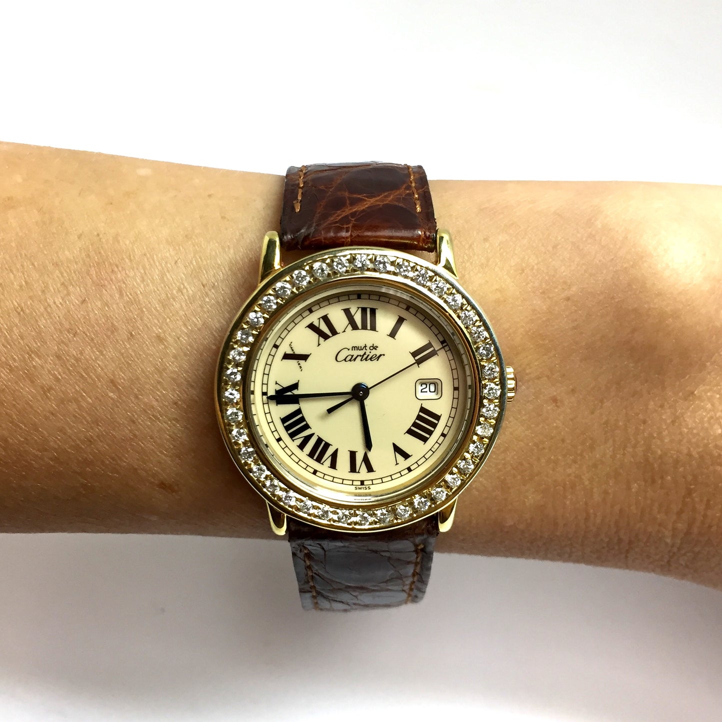 CARTIER RONDE Quartz 32mm Electroplated Silver DIAMOND Watch