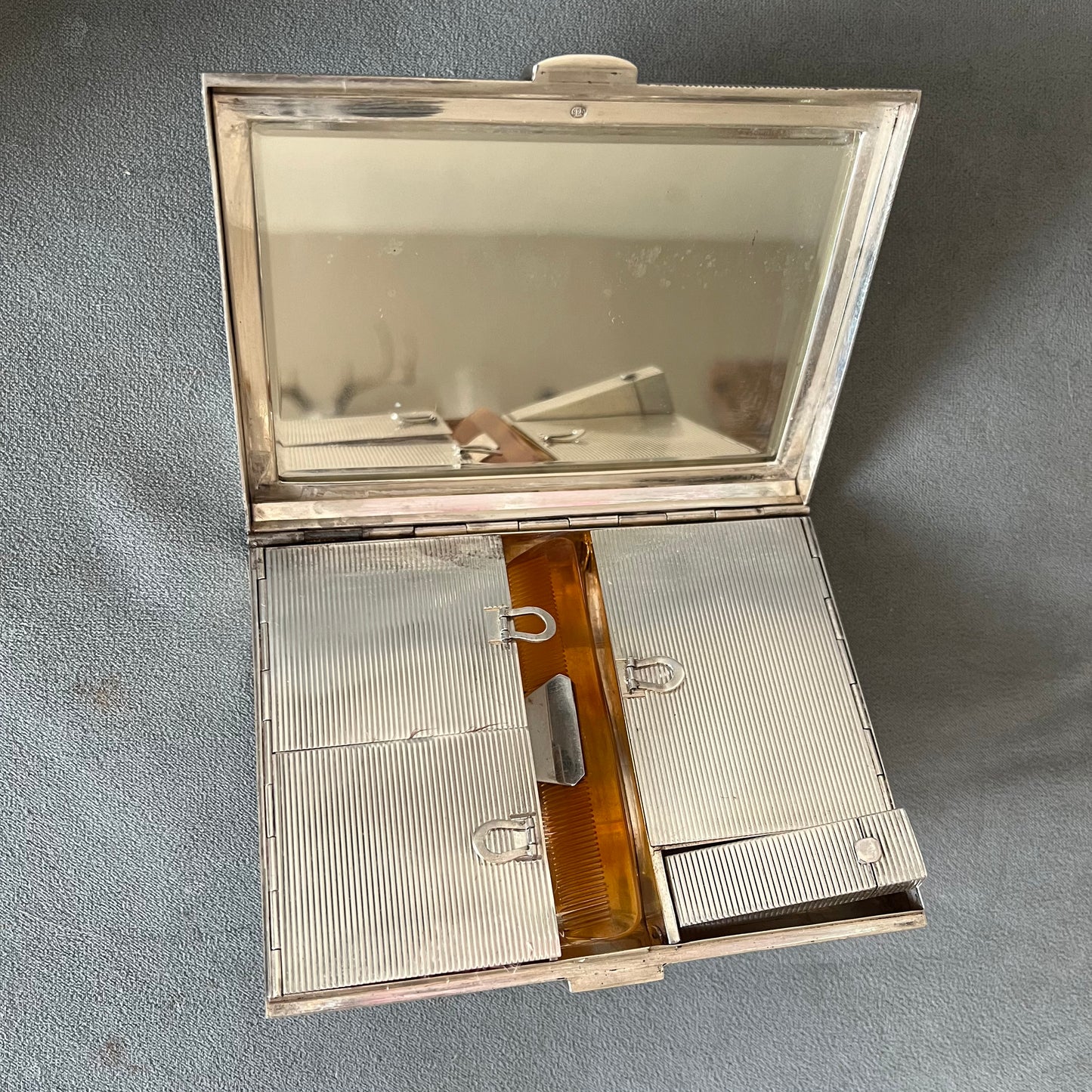 TIFFANY & CO. 925 Sterling Silver Makeup Kit 5.55x4.10x1.5” 580g + Dust Bag + Box