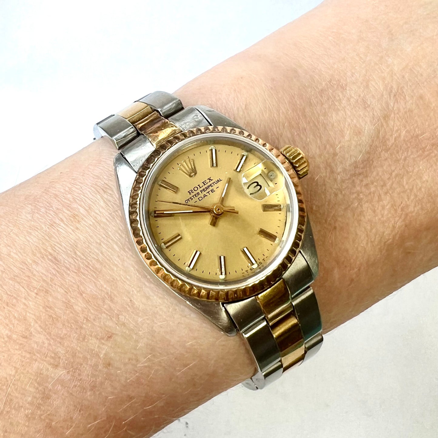 ROLEX DATE Automatic 26mm 2 Tone Watch Oyster Bracelet