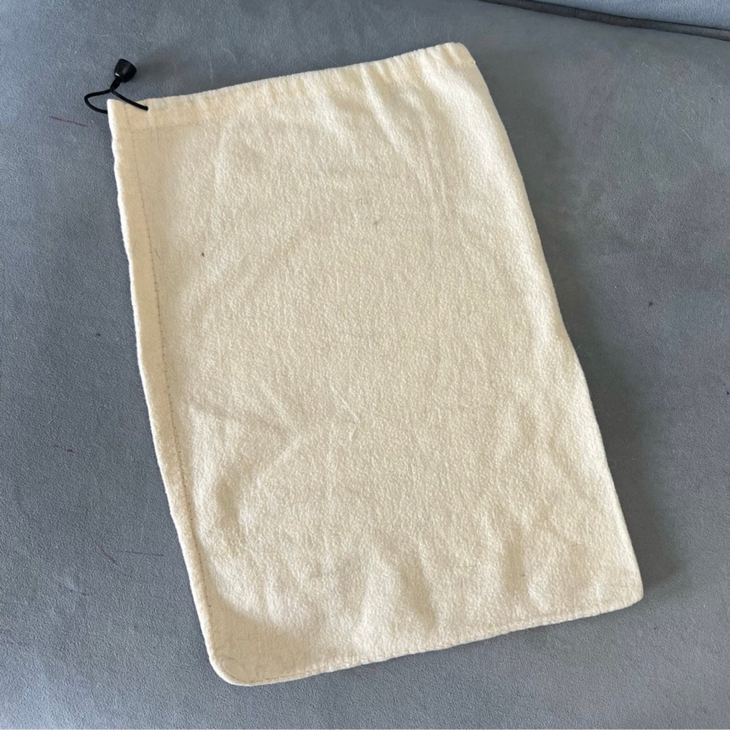 CHARLES JOURDAN Cream Flannel String Dust Bag 14x9.75 inches