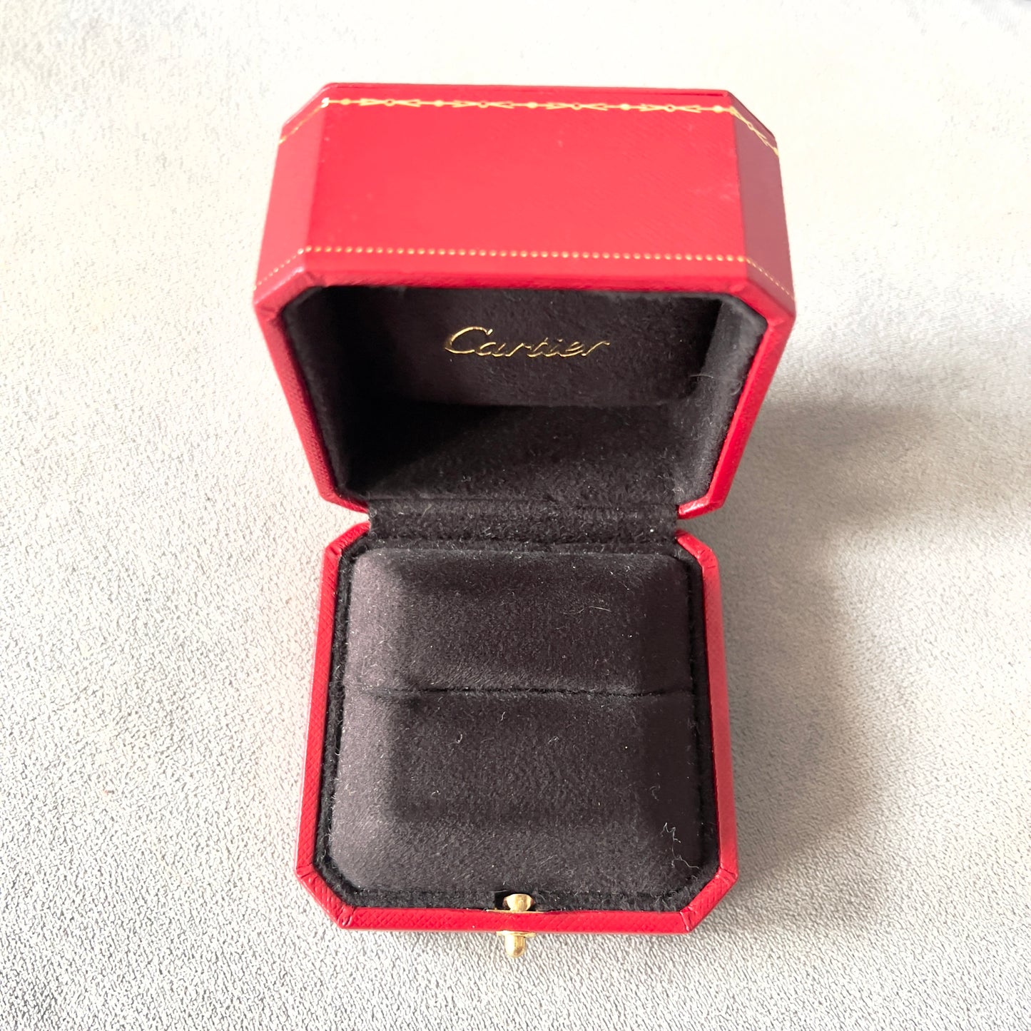 CARTIER Ring Box 2.90x2.90x2 inches