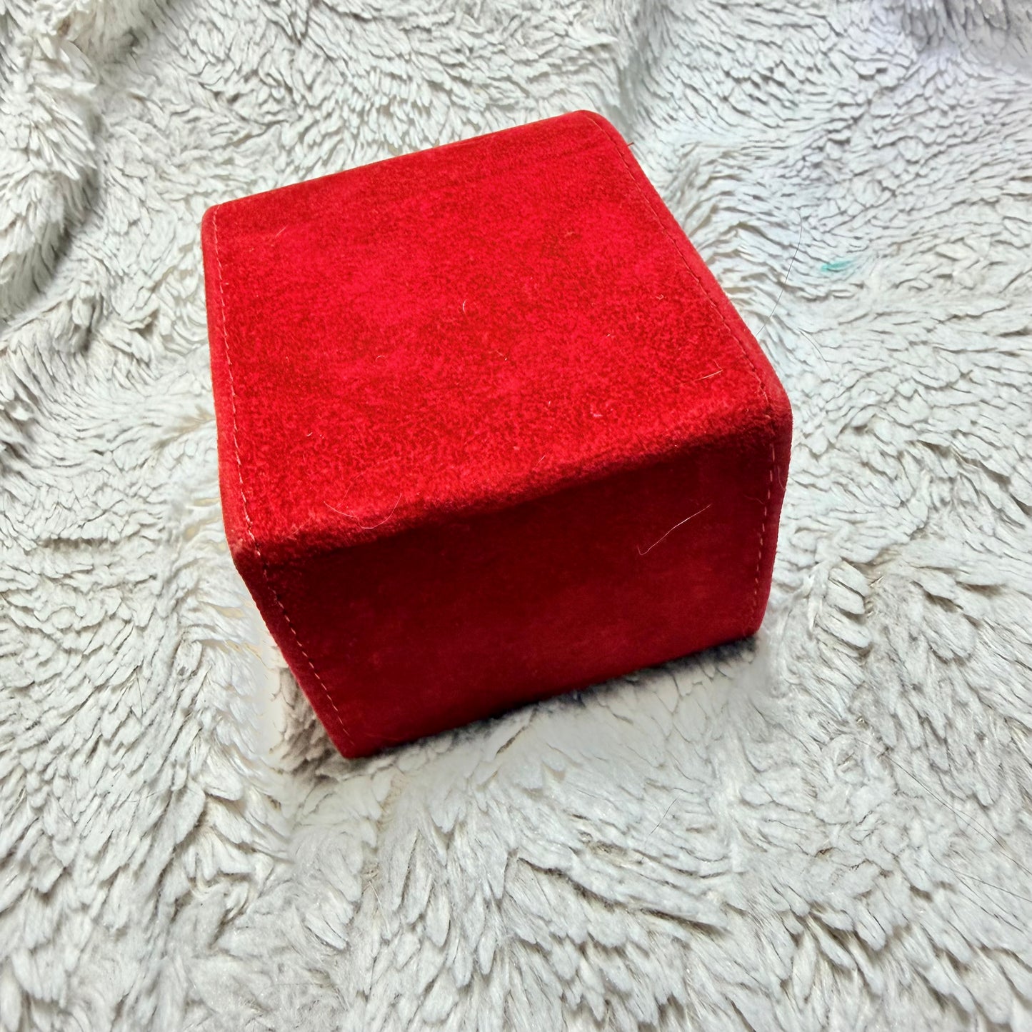 CARTIER Red Faux Suede Jewelry/Watch Travel Case/Pouch with Pillow 3x3x2.75 inches